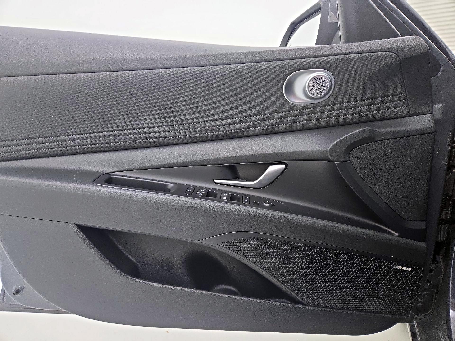 Thumbnail: 2023 Hyundai Elantra - 12