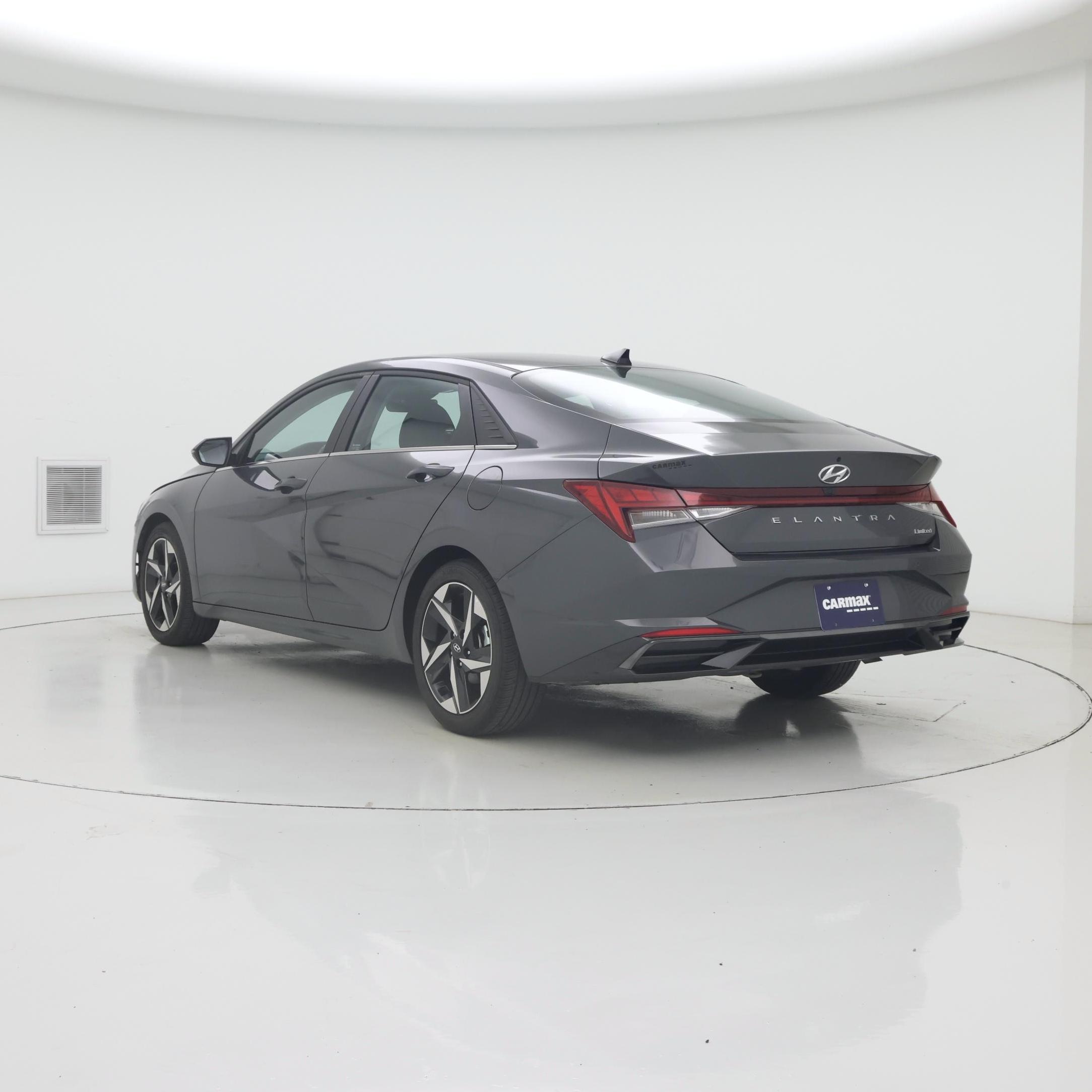 Thumbnail: 2023 Hyundai Elantra - 2