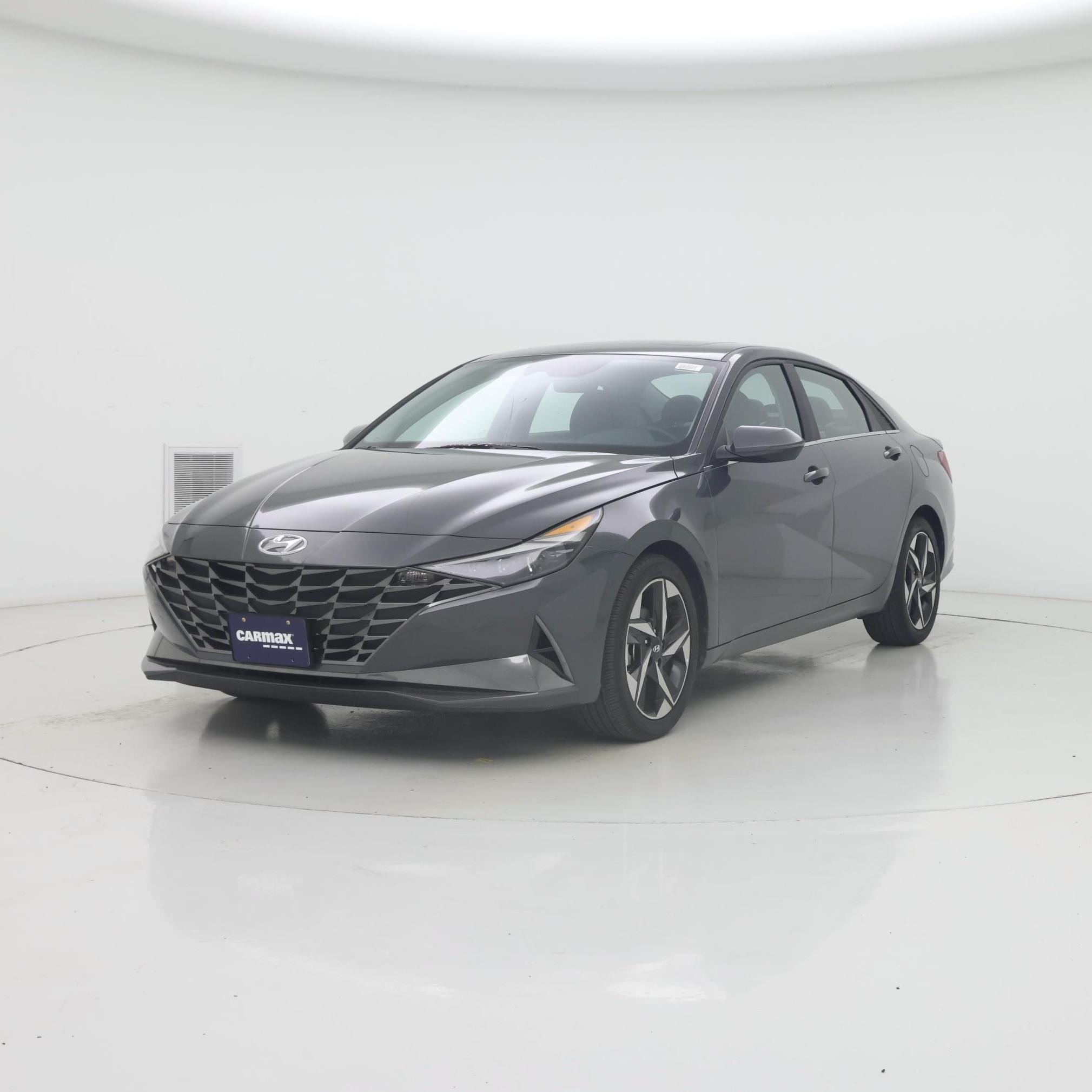 Thumbnail: 2023 Hyundai Elantra - 4