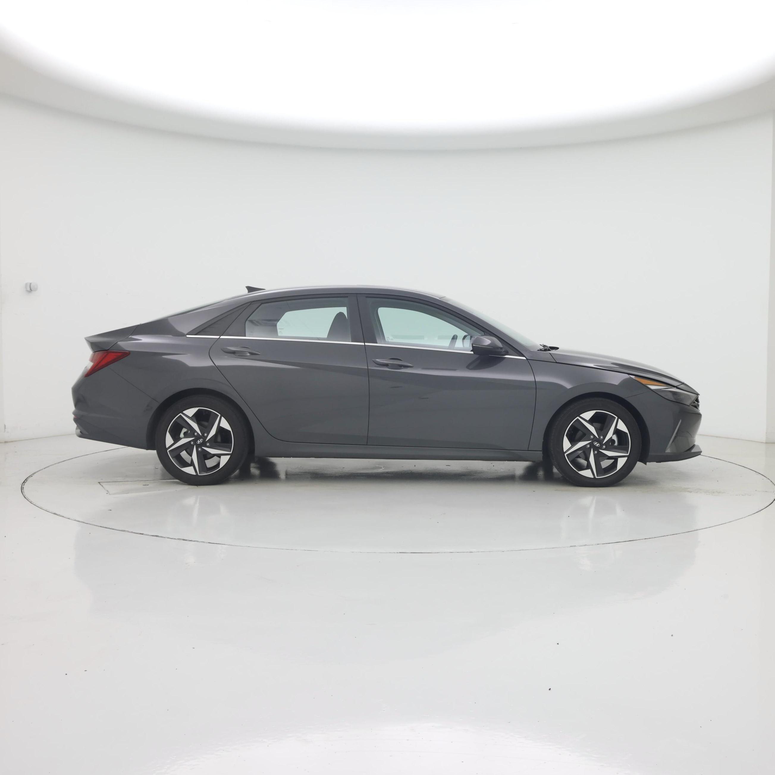 Thumbnail: 2023 Hyundai Elantra - 7