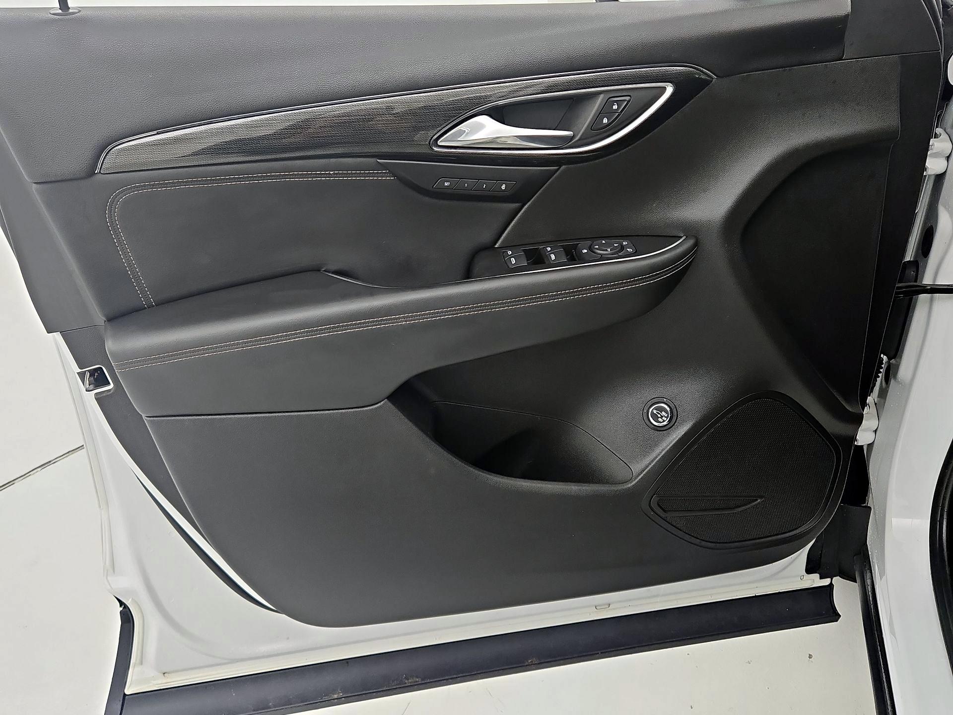 Thumbnail: 2023 Buick Envision - 12