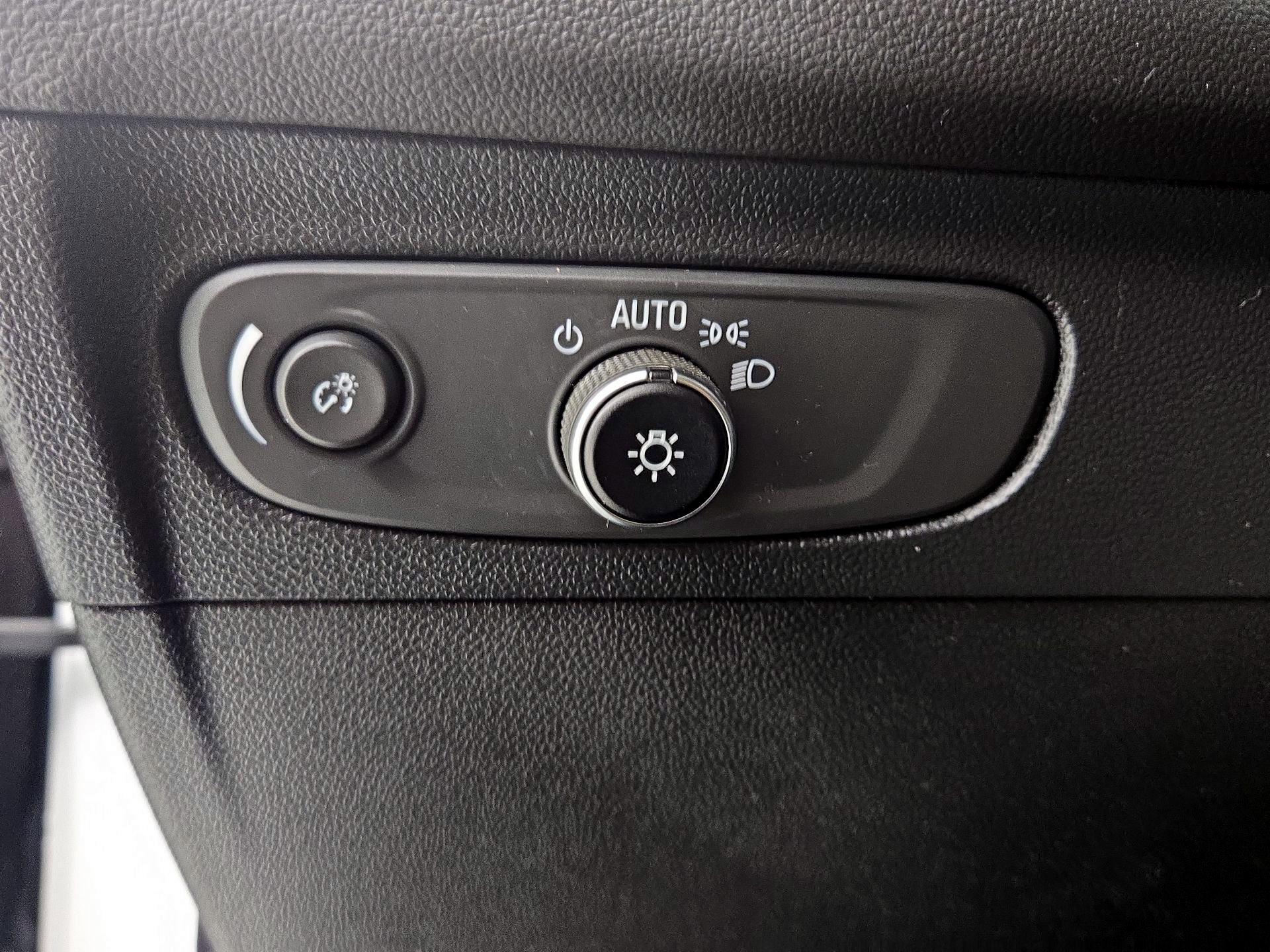Thumbnail: 2023 Buick Envision - 13