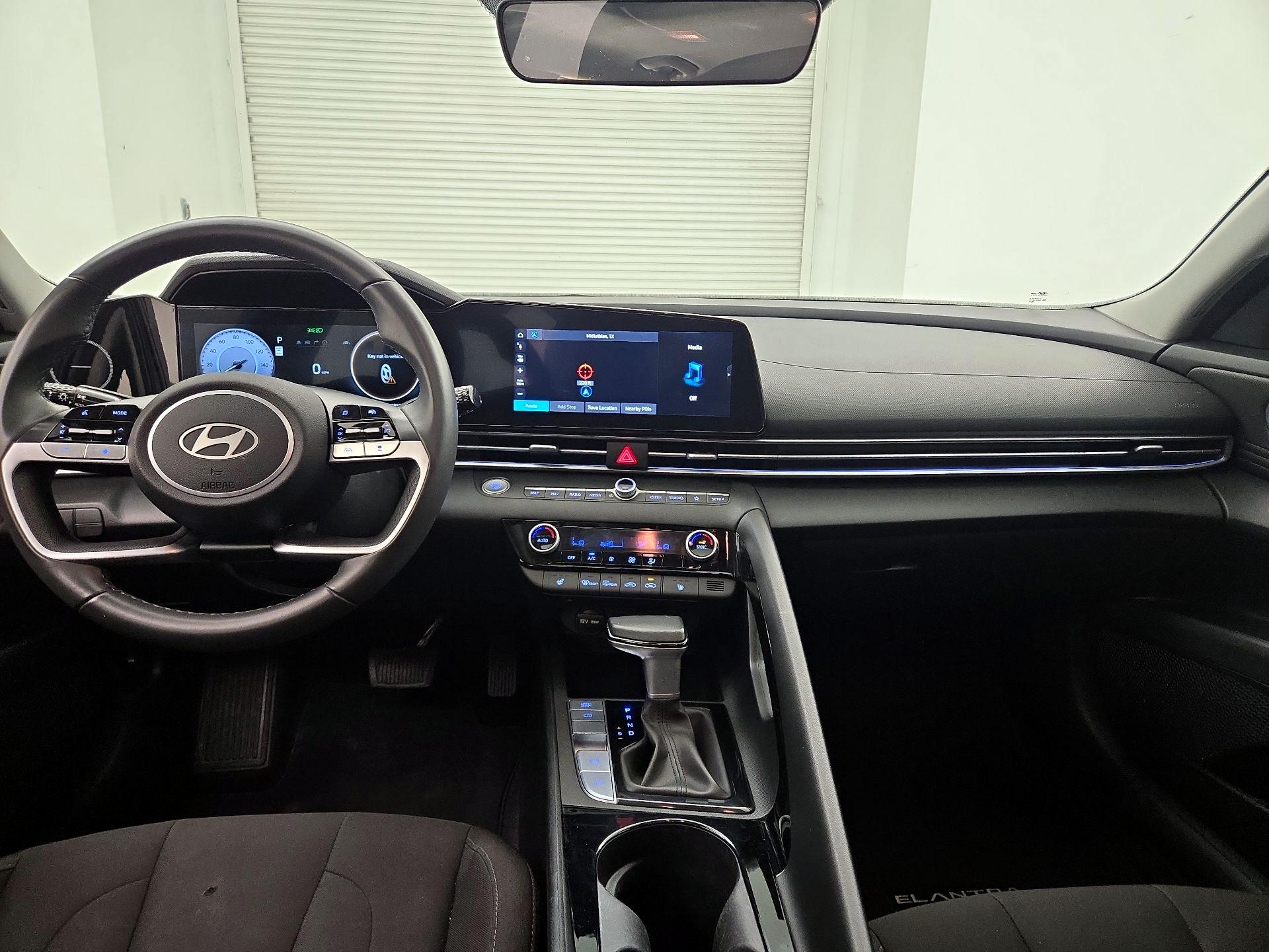 Thumbnail: 2024 Hyundai Elantra - 9