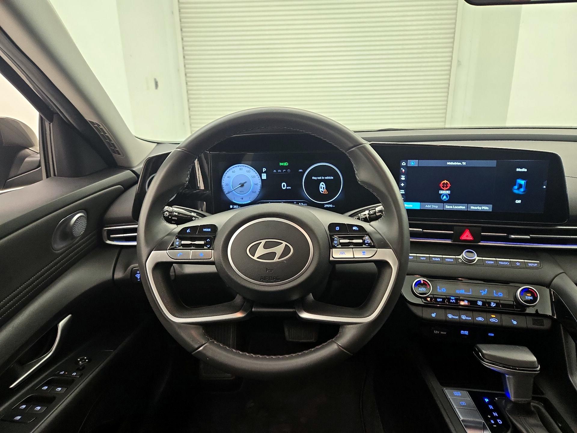 Thumbnail: 2024 Hyundai Elantra - 10