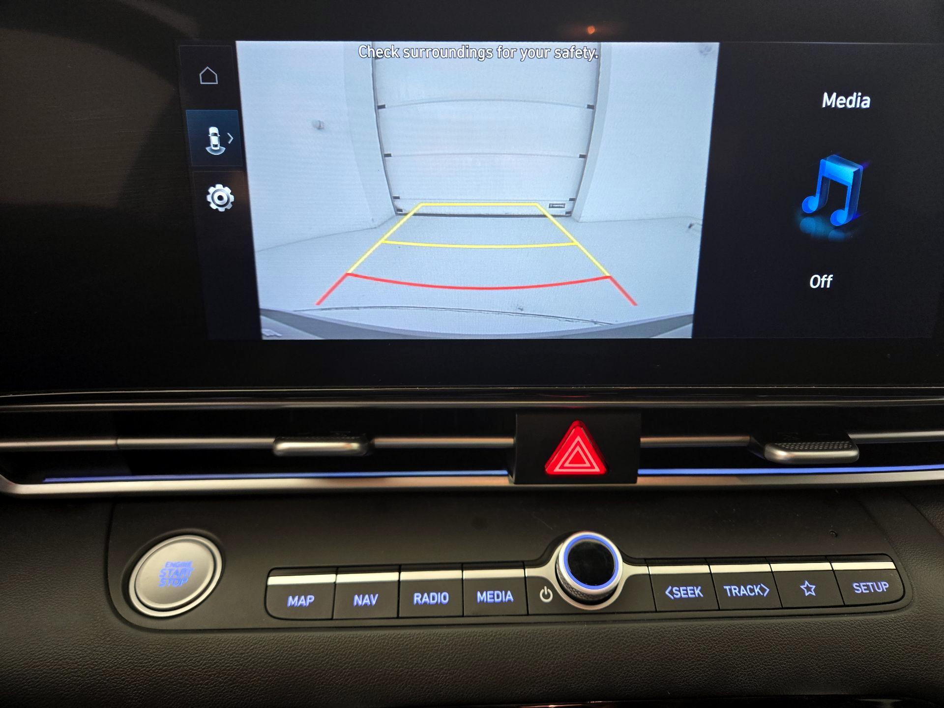 Thumbnail: 2024 Hyundai Elantra - 15