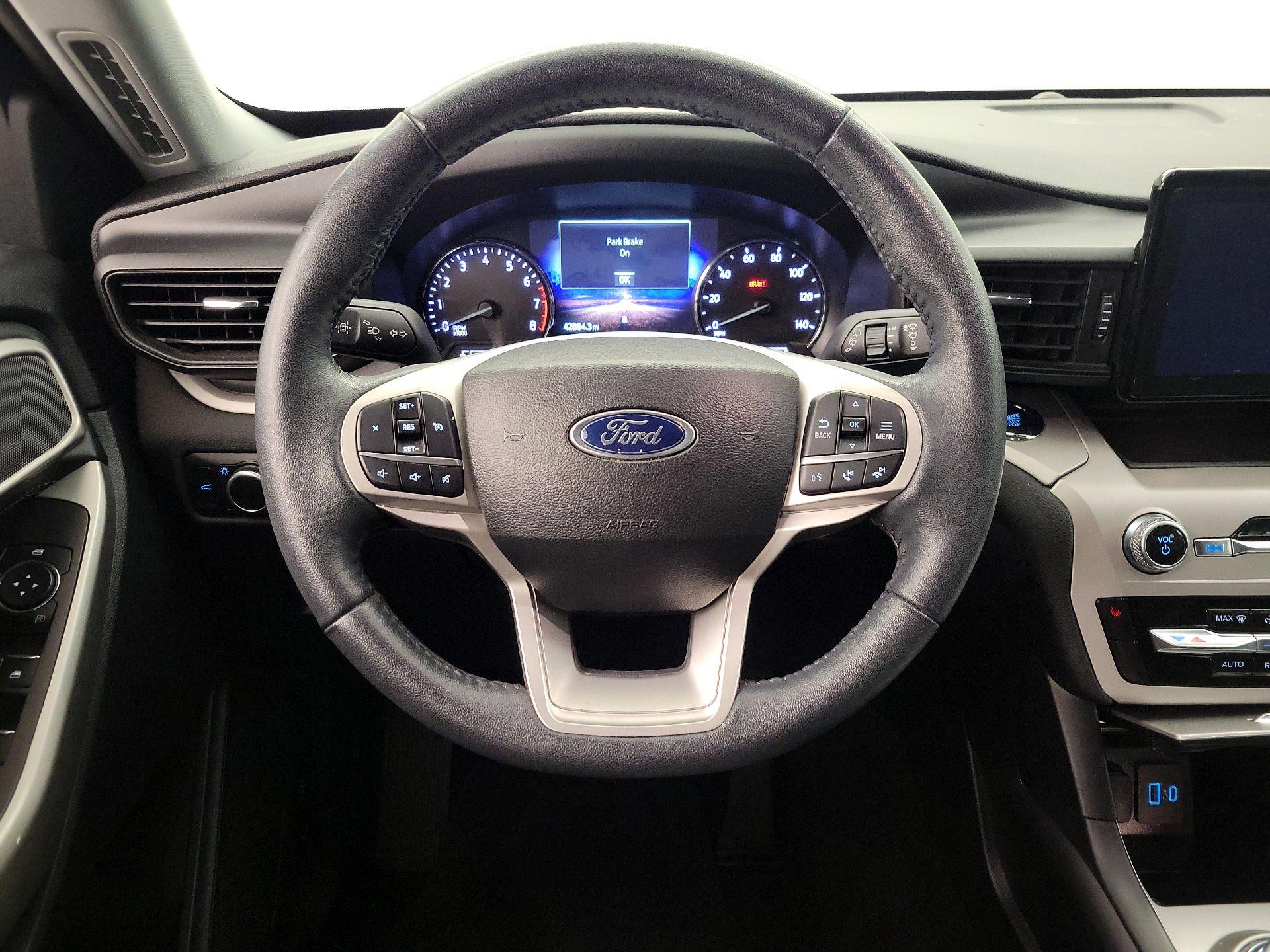 Thumbnail: 2023 Ford Explorer - 10