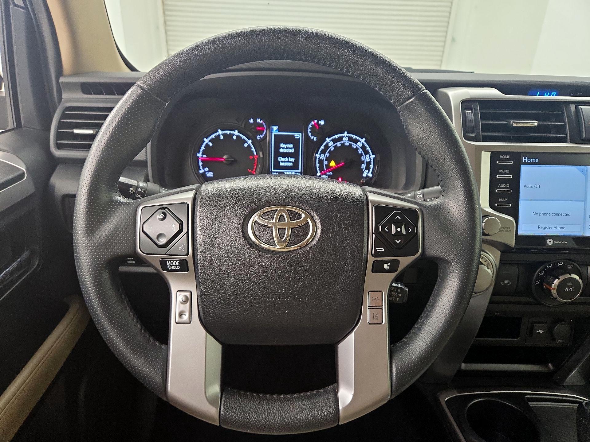 Thumbnail: 2022 Toyota 4Runner - 10