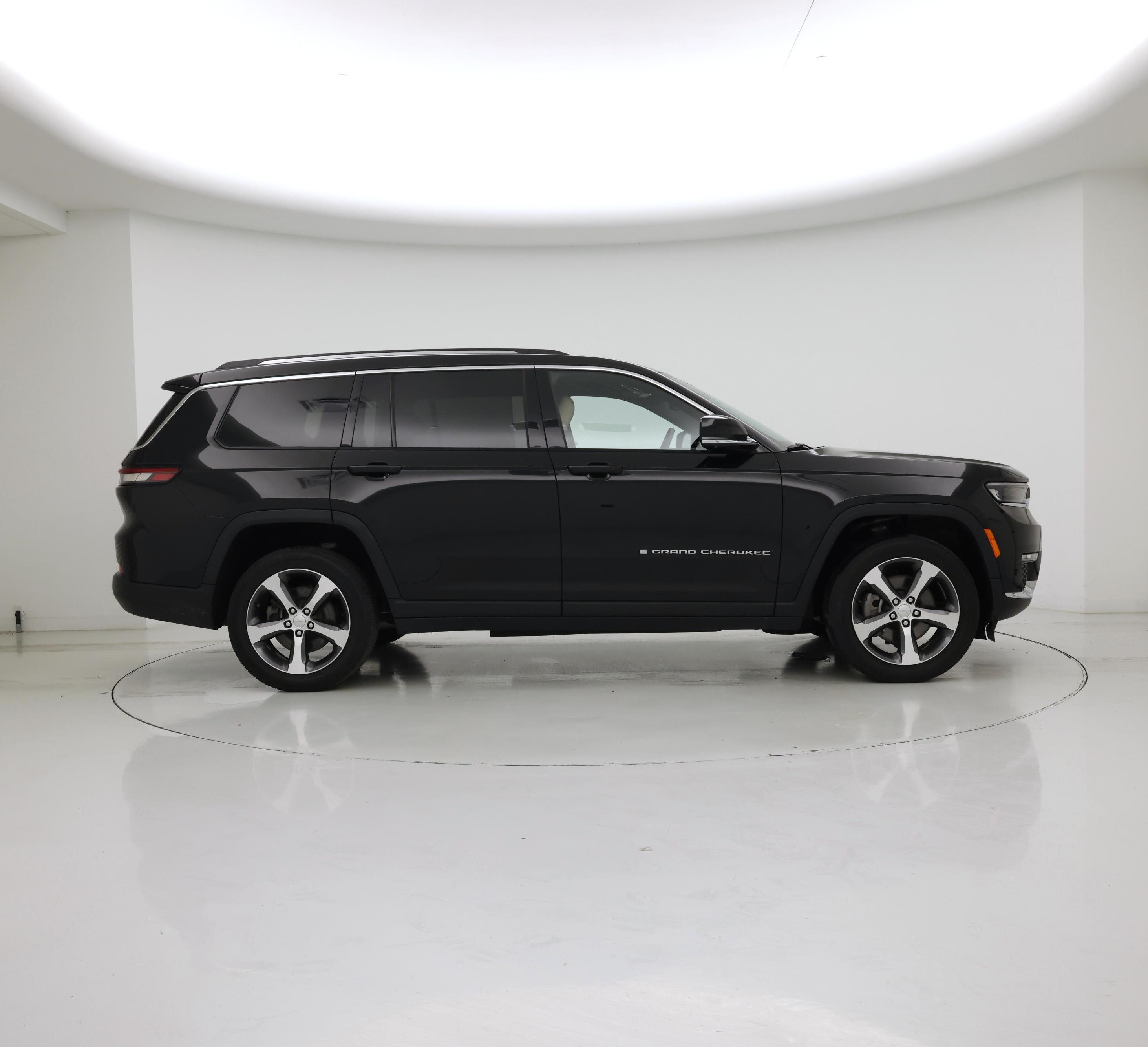 Thumbnail: 2023 Jeep Grand Cherokee L - 7