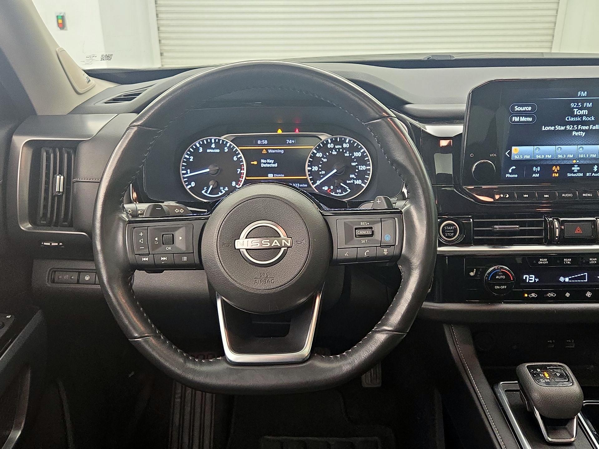Thumbnail: 2023 Nissan Pathfinder - 10