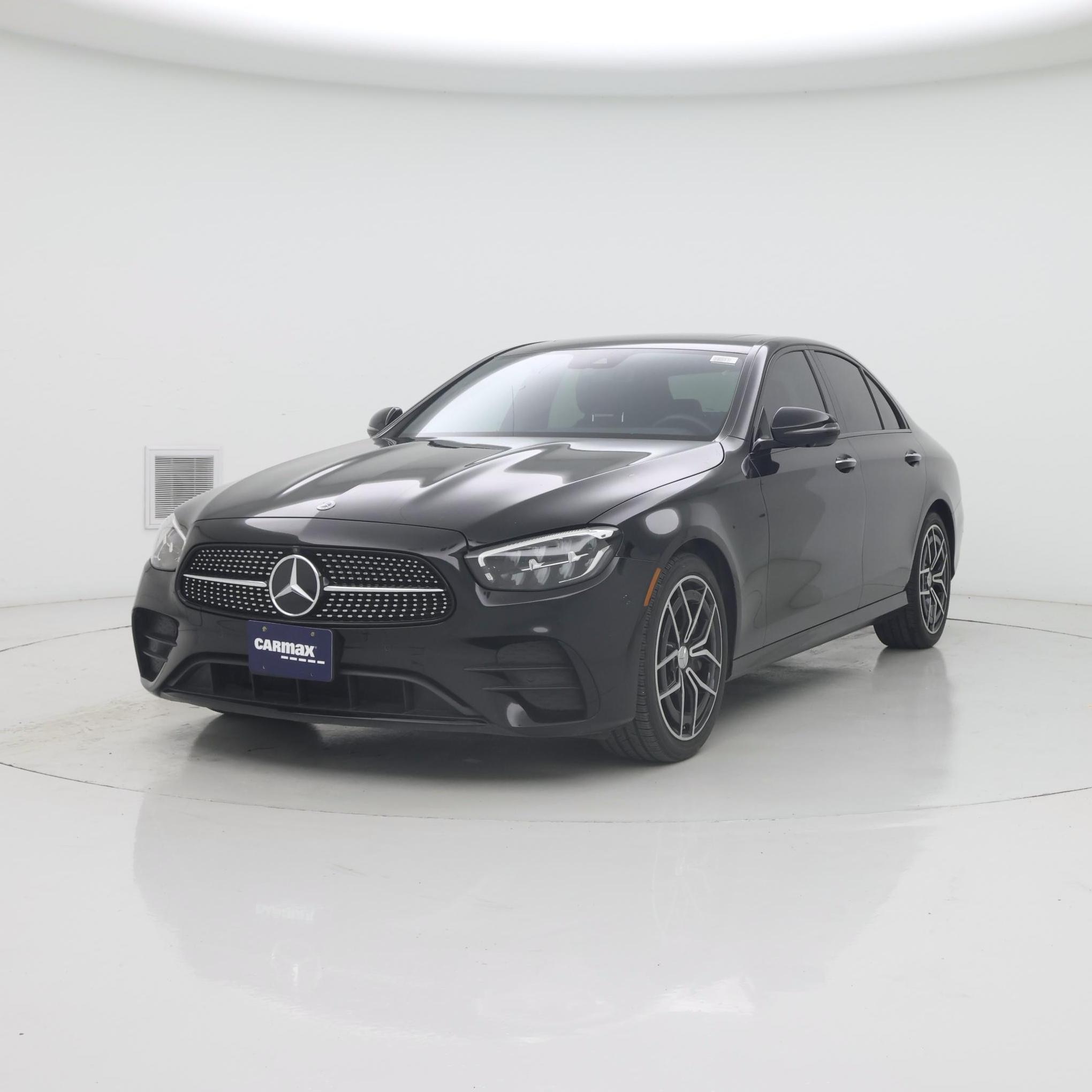 Thumbnail: 2023 Mercedes-Benz E-Class - 4