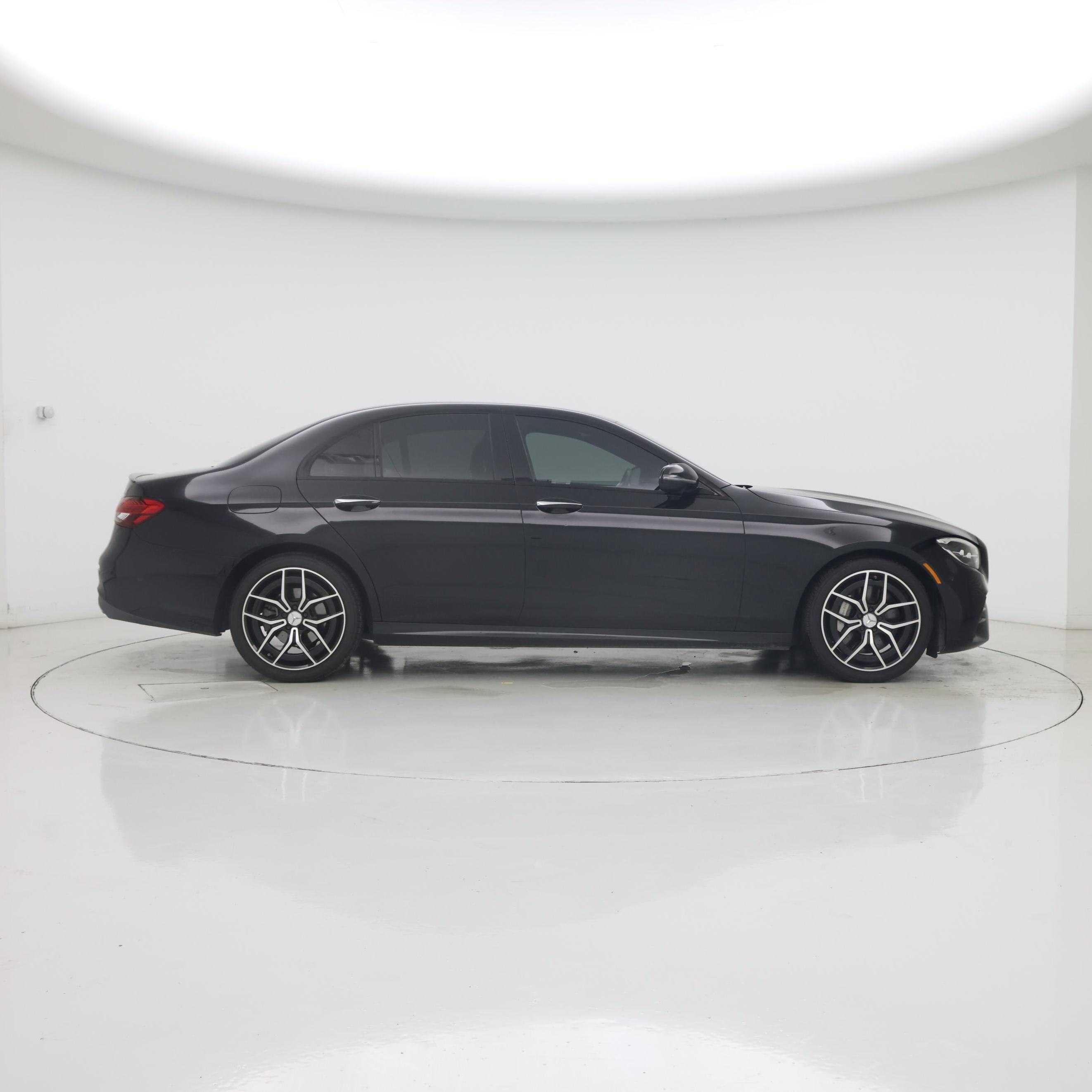 Thumbnail: 2023 Mercedes-Benz E-Class - 7