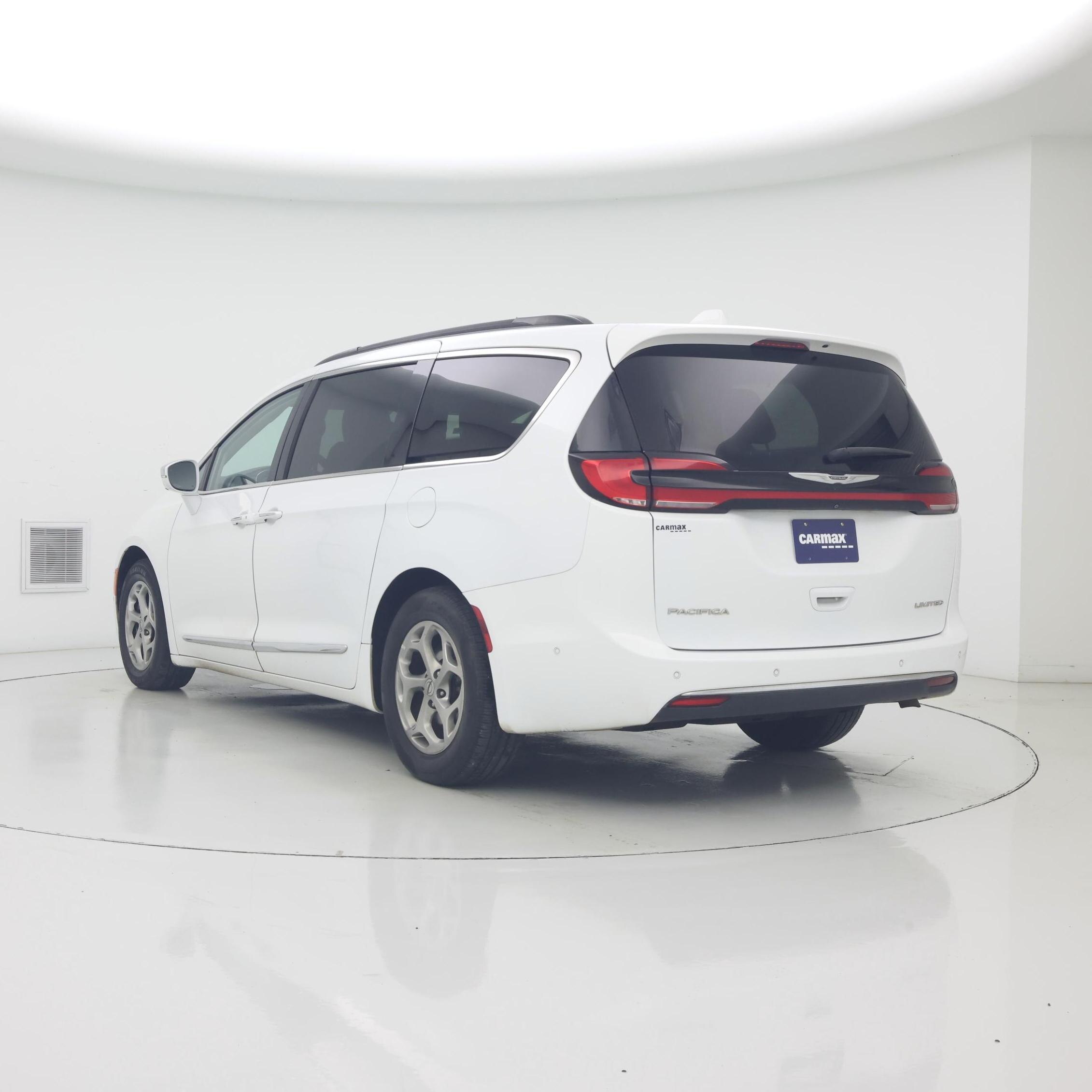 Thumbnail: 2022 Chrysler Pacifica - 2