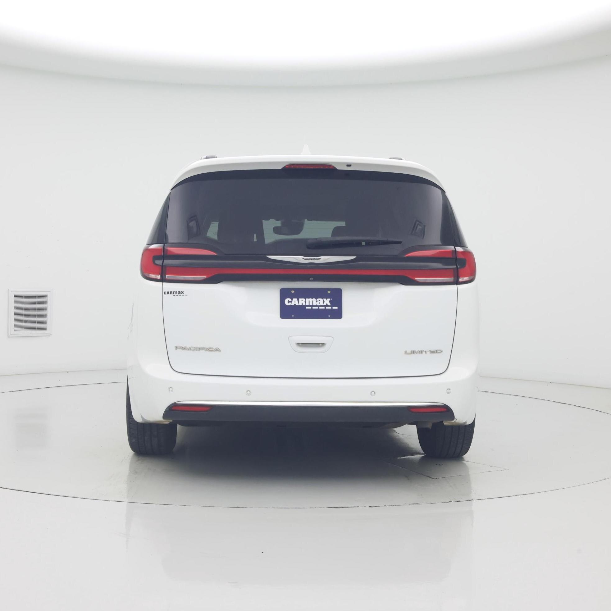 Thumbnail: 2022 Chrysler Pacifica - 6