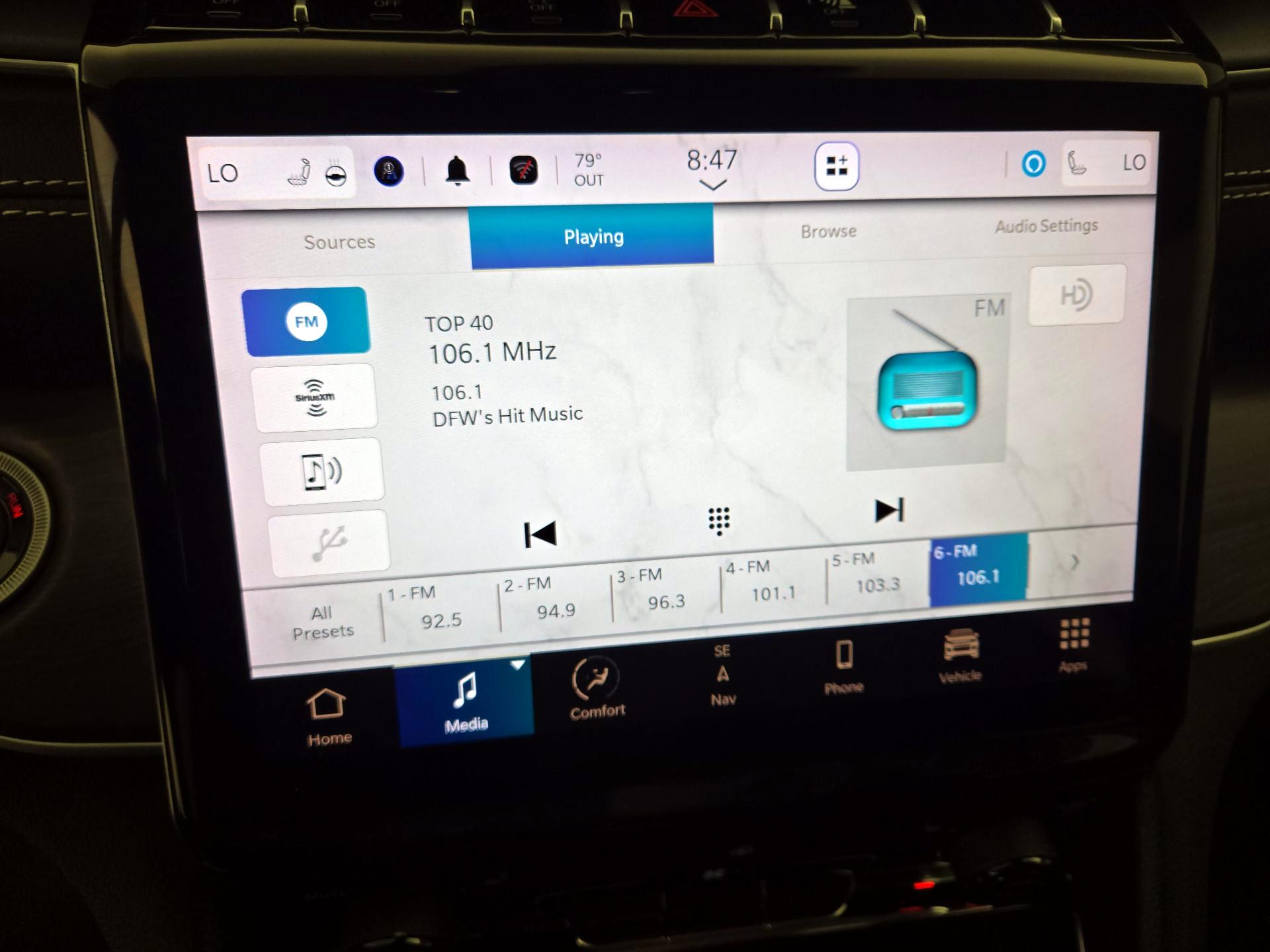 Thumbnail: 2023 Jeep Grand Cherokee - 16
