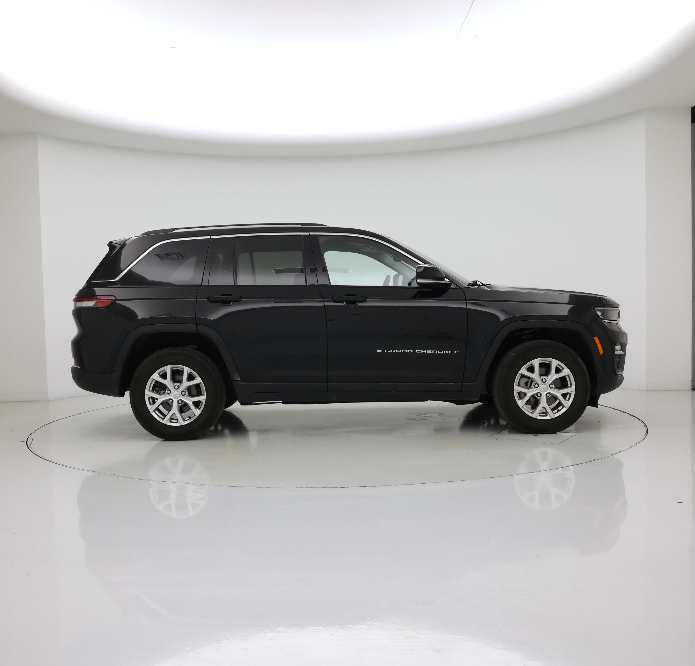 Thumbnail: 2023 Jeep Grand Cherokee - 7