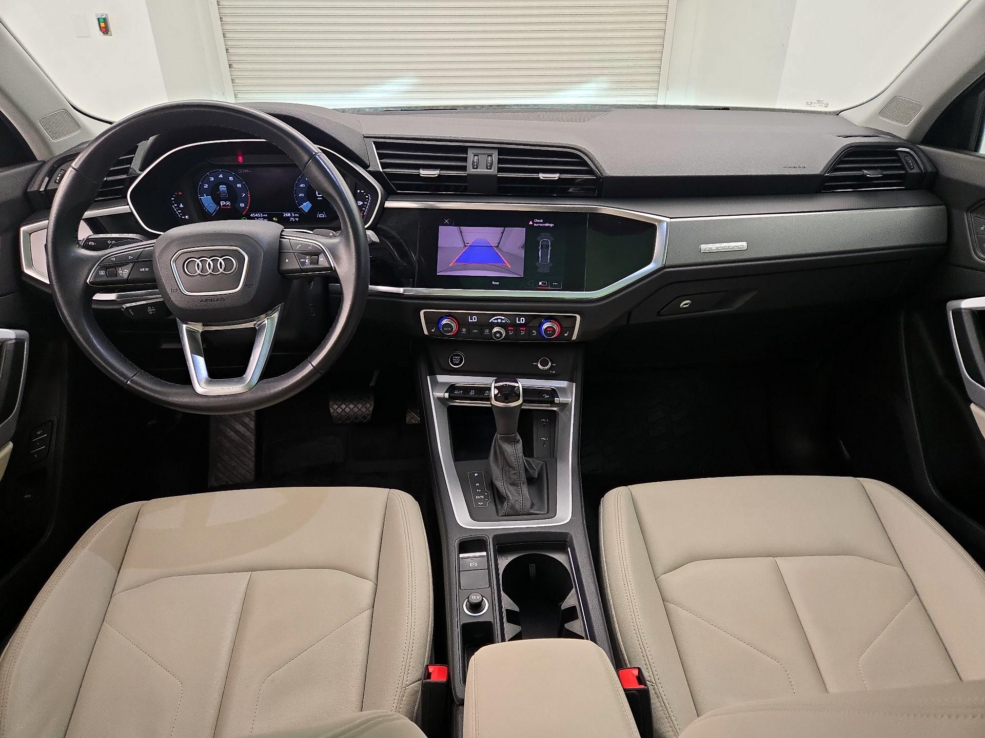 Thumbnail: 2022 Audi Q3 - 9
