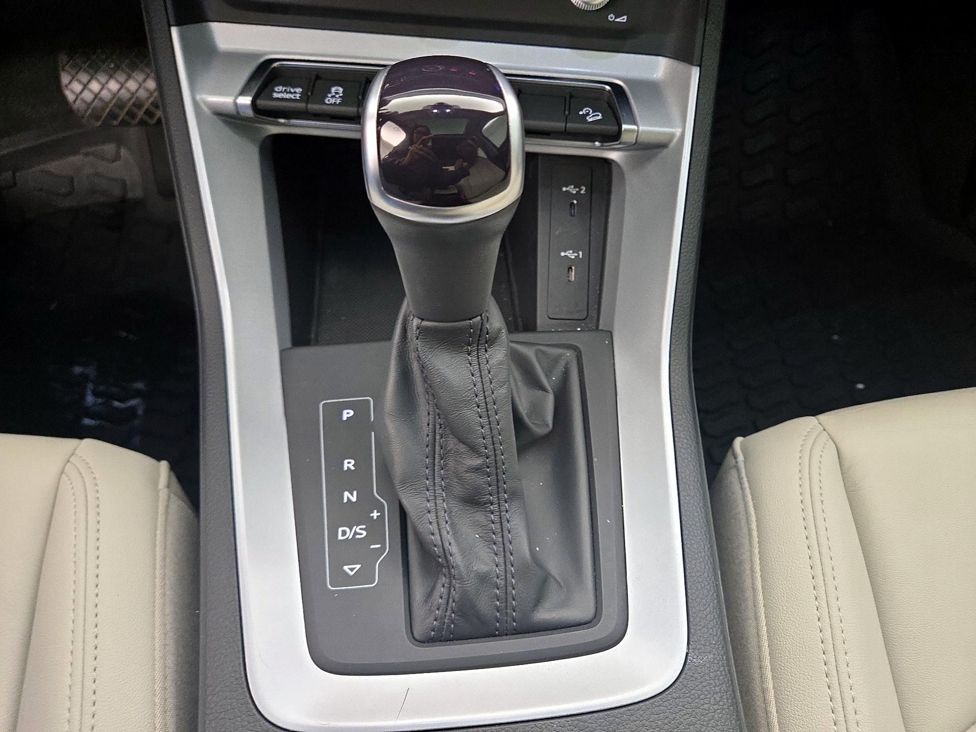 Thumbnail: 2022 Audi Q3 - 17