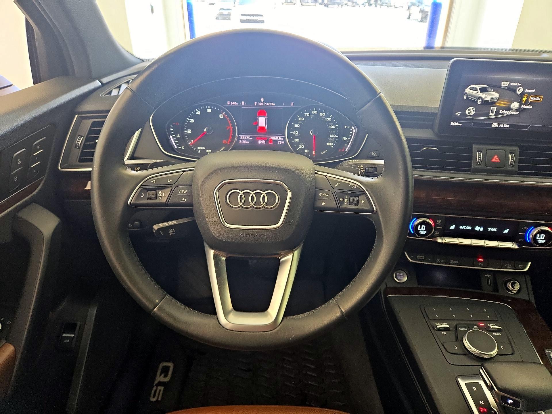 Thumbnail: 2020 Audi Q5 - 10
