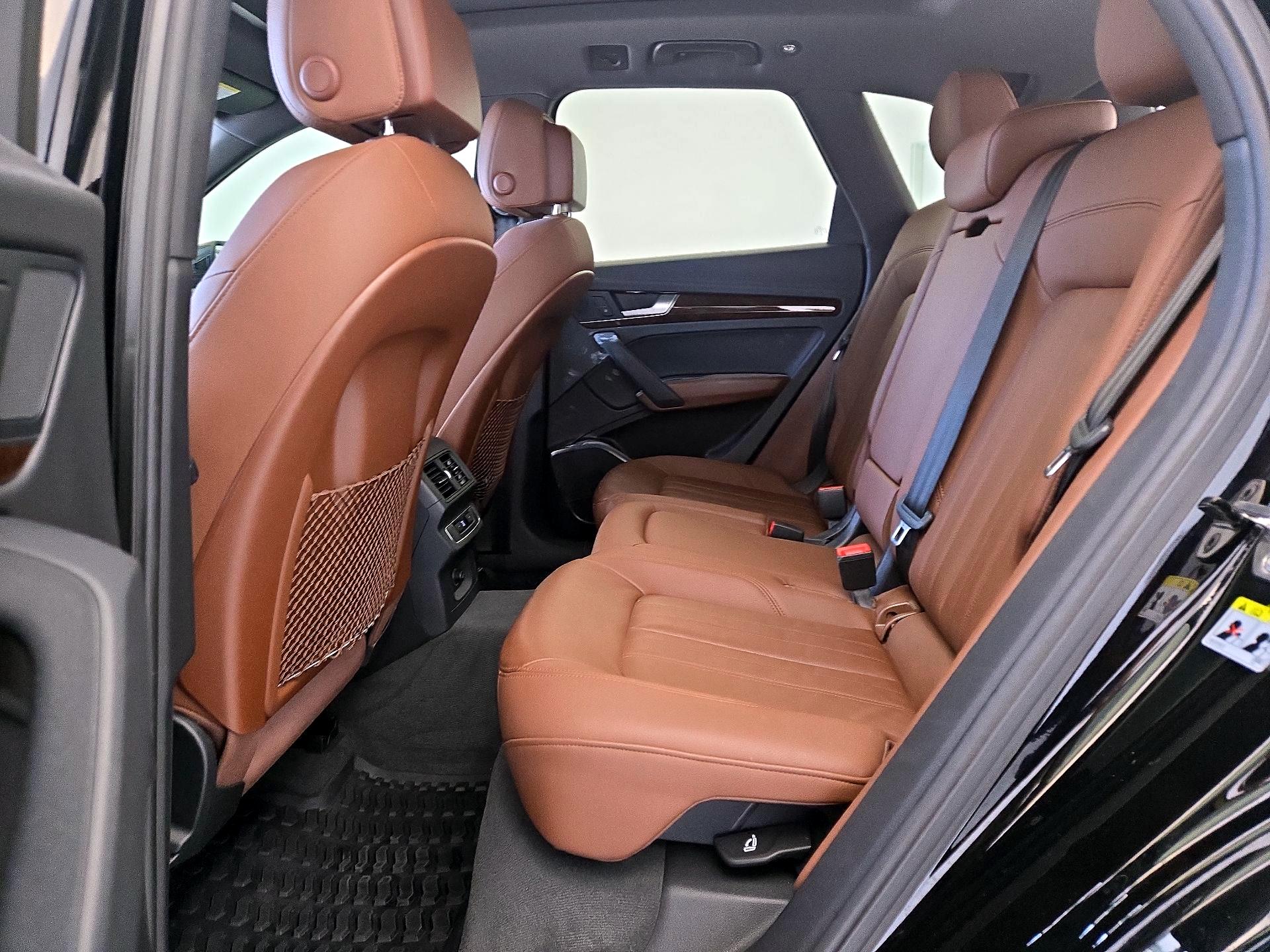 Thumbnail: 2020 Audi Q5 - 20
