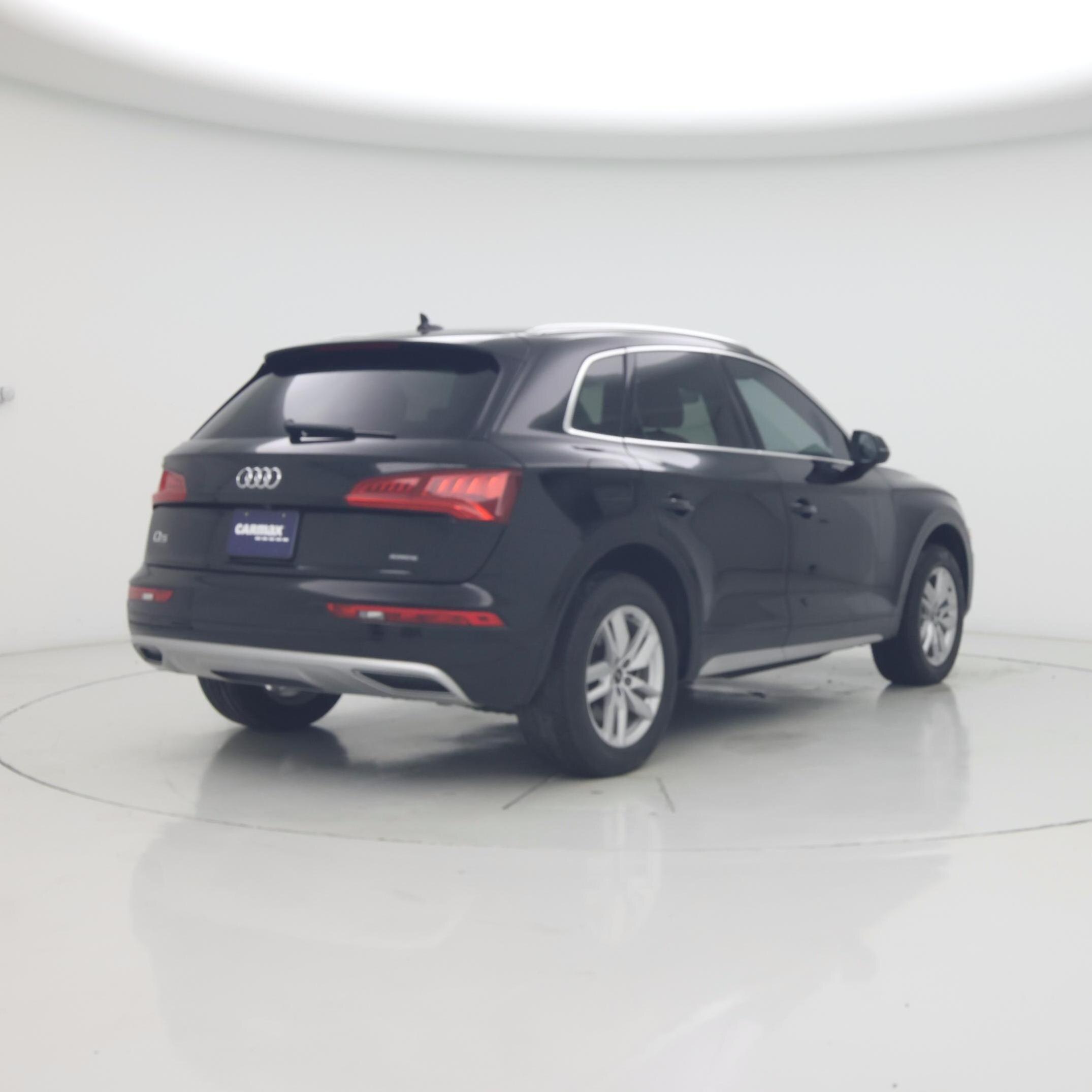 Thumbnail: 2020 Audi Q5 - 8