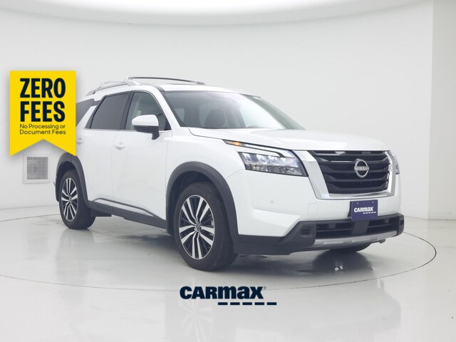 White 2025 Nissan Pathfinder Platinum FWD SUV / Crossover Front-Wheel Drive 9-Speed Automatic
