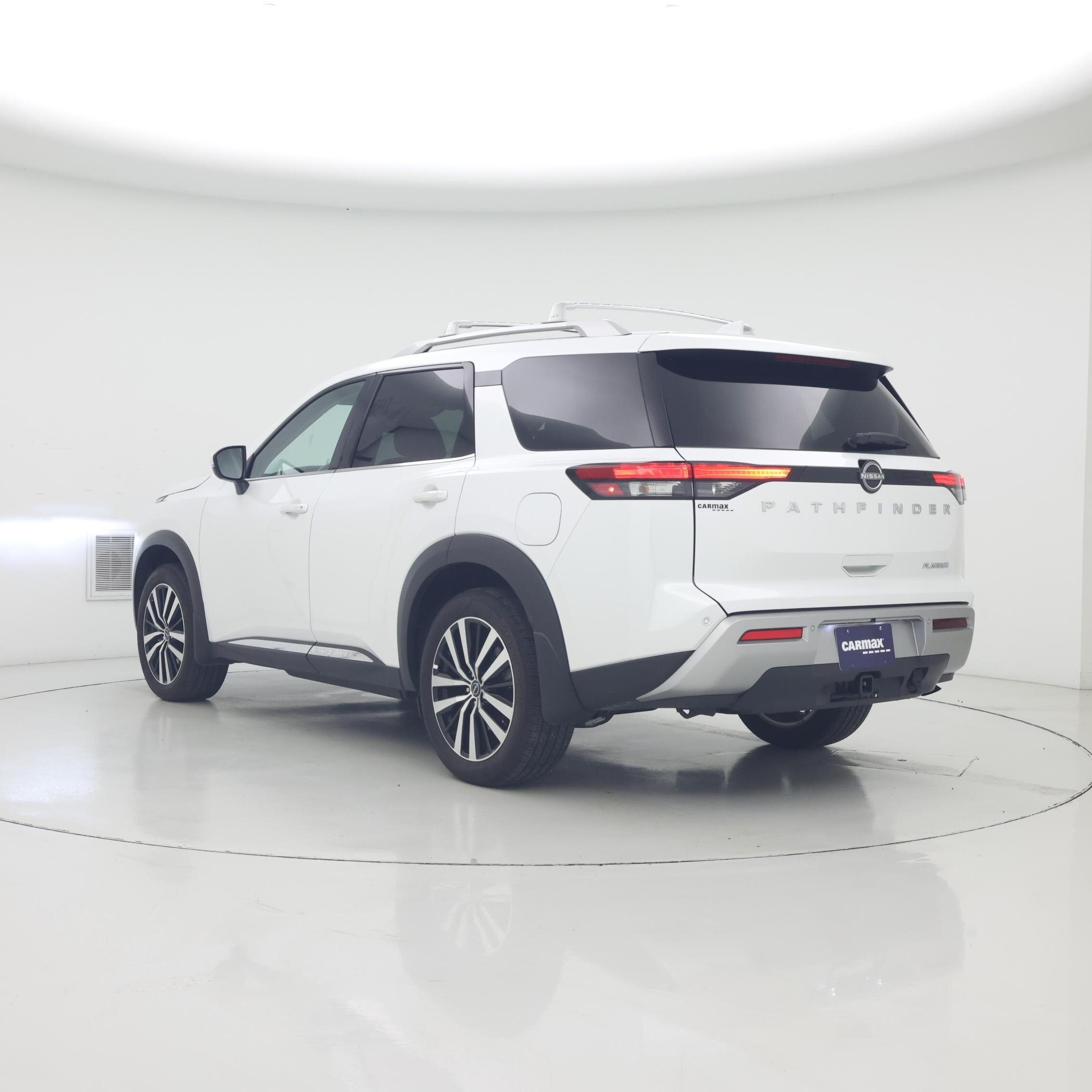 Thumbnail: 2025 Nissan Pathfinder - 2