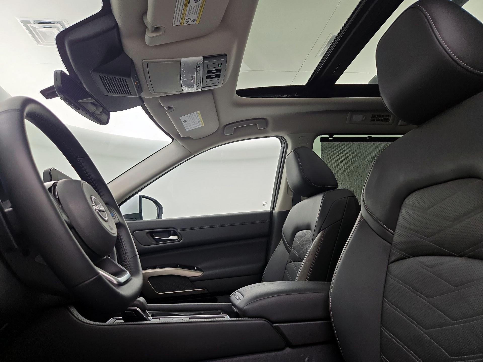 Thumbnail: 2025 Nissan Pathfinder - 20