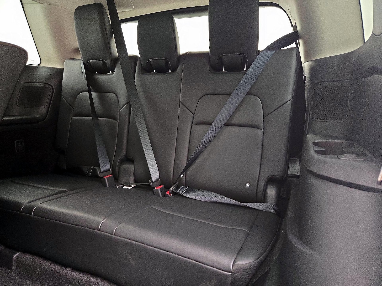2025 Nissan Pathfinder Platinum - Photo 23