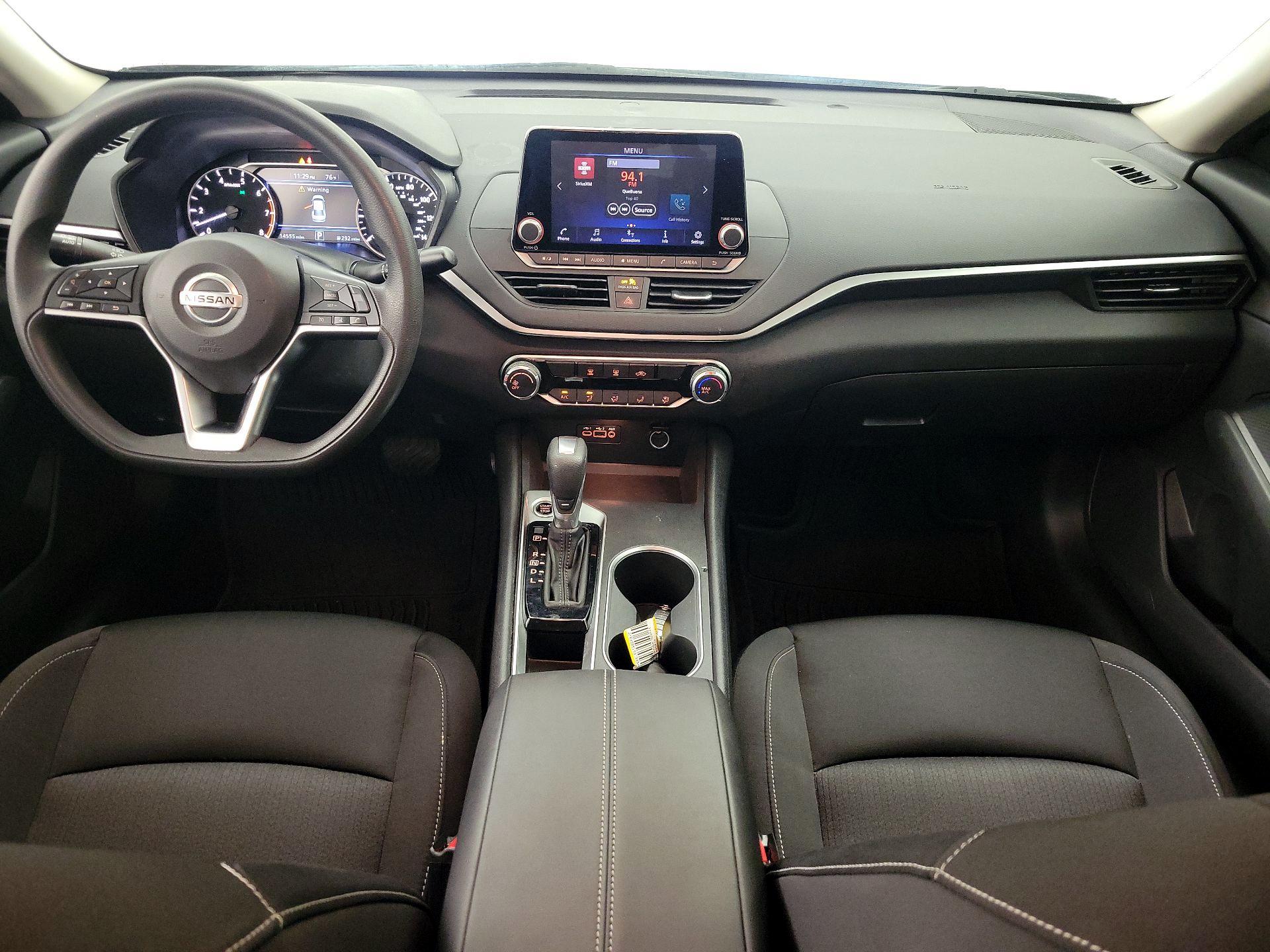 Thumbnail: 2022 Nissan Altima - 9