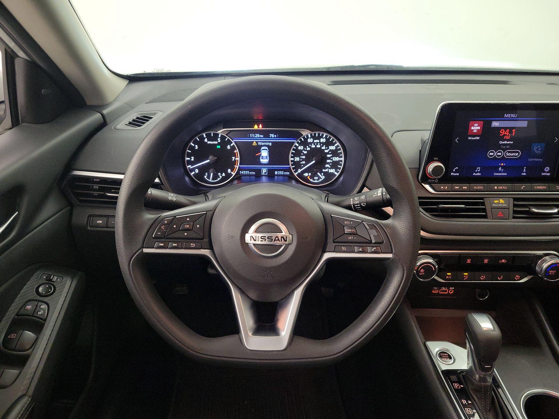 Thumbnail: 2022 Nissan Altima - 10