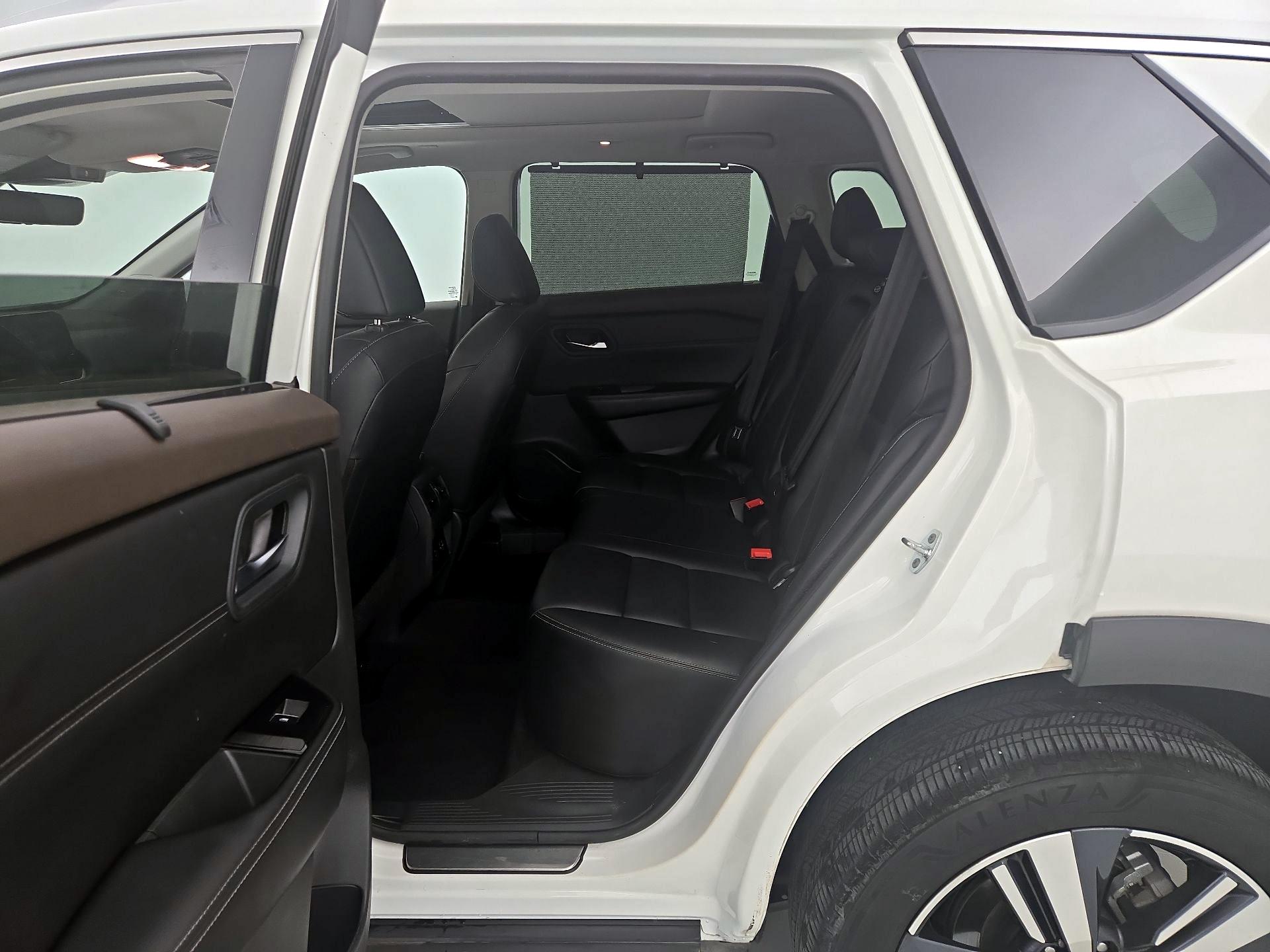 Thumbnail: 2023 Nissan Rogue - 20
