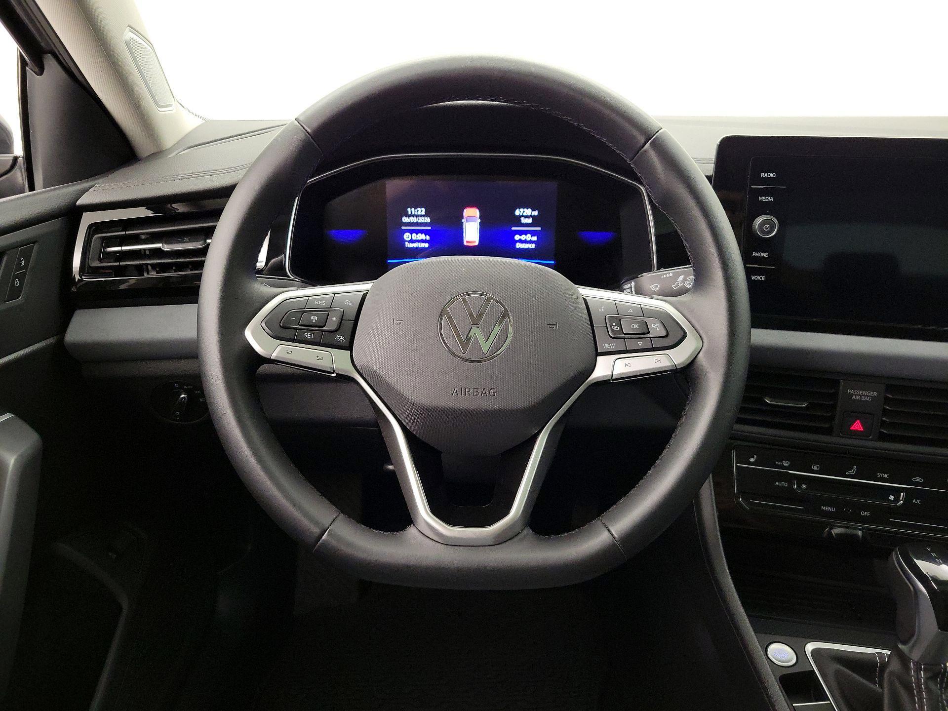 Thumbnail: 2025 Volkswagen Jetta - 10