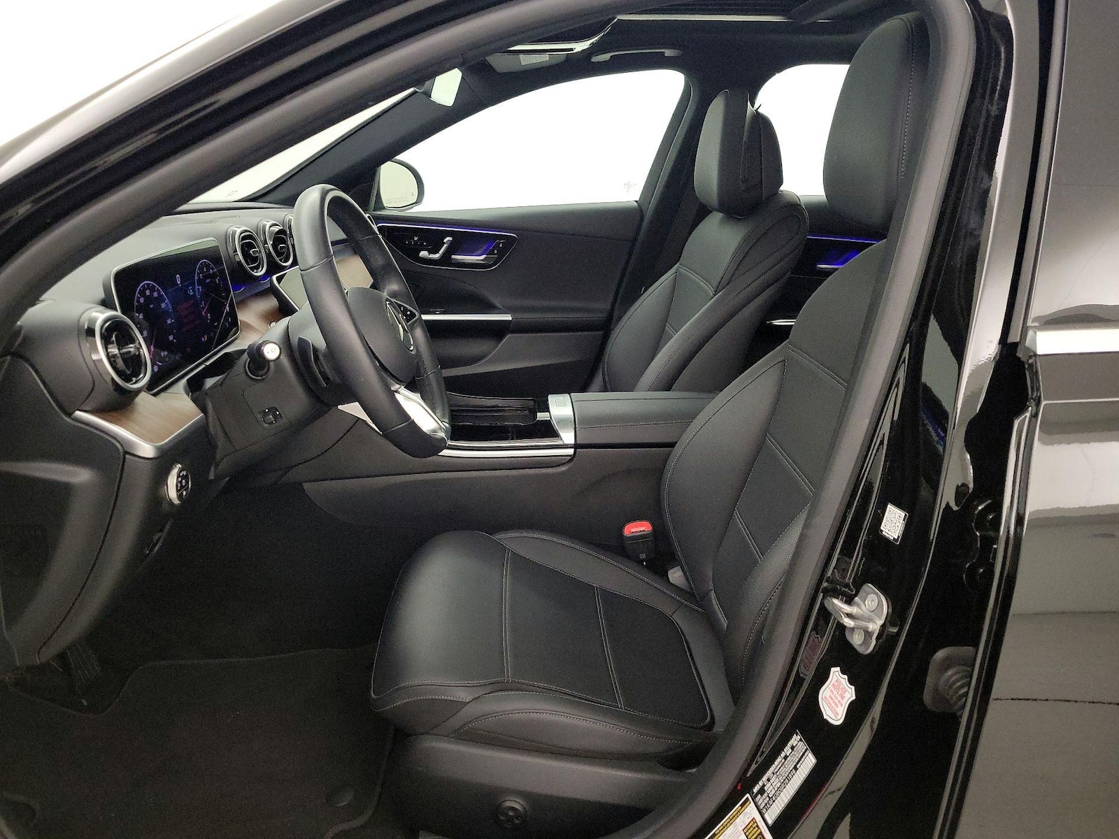 2025 Mercedes-Benz C-Class Sedan C 300 - Photo 12