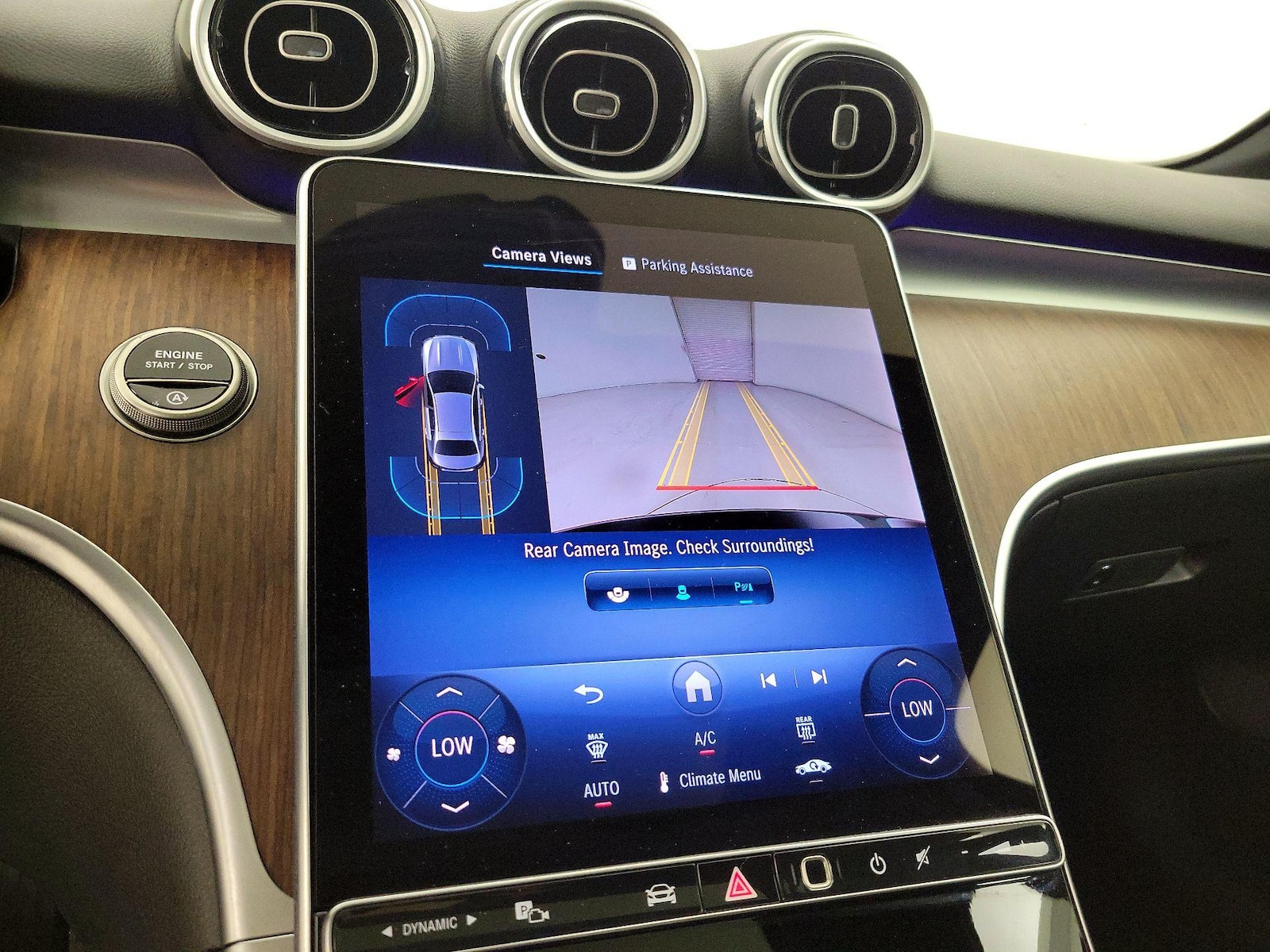 2025 Mercedes-Benz C-Class Sedan C 300 - Photo 15