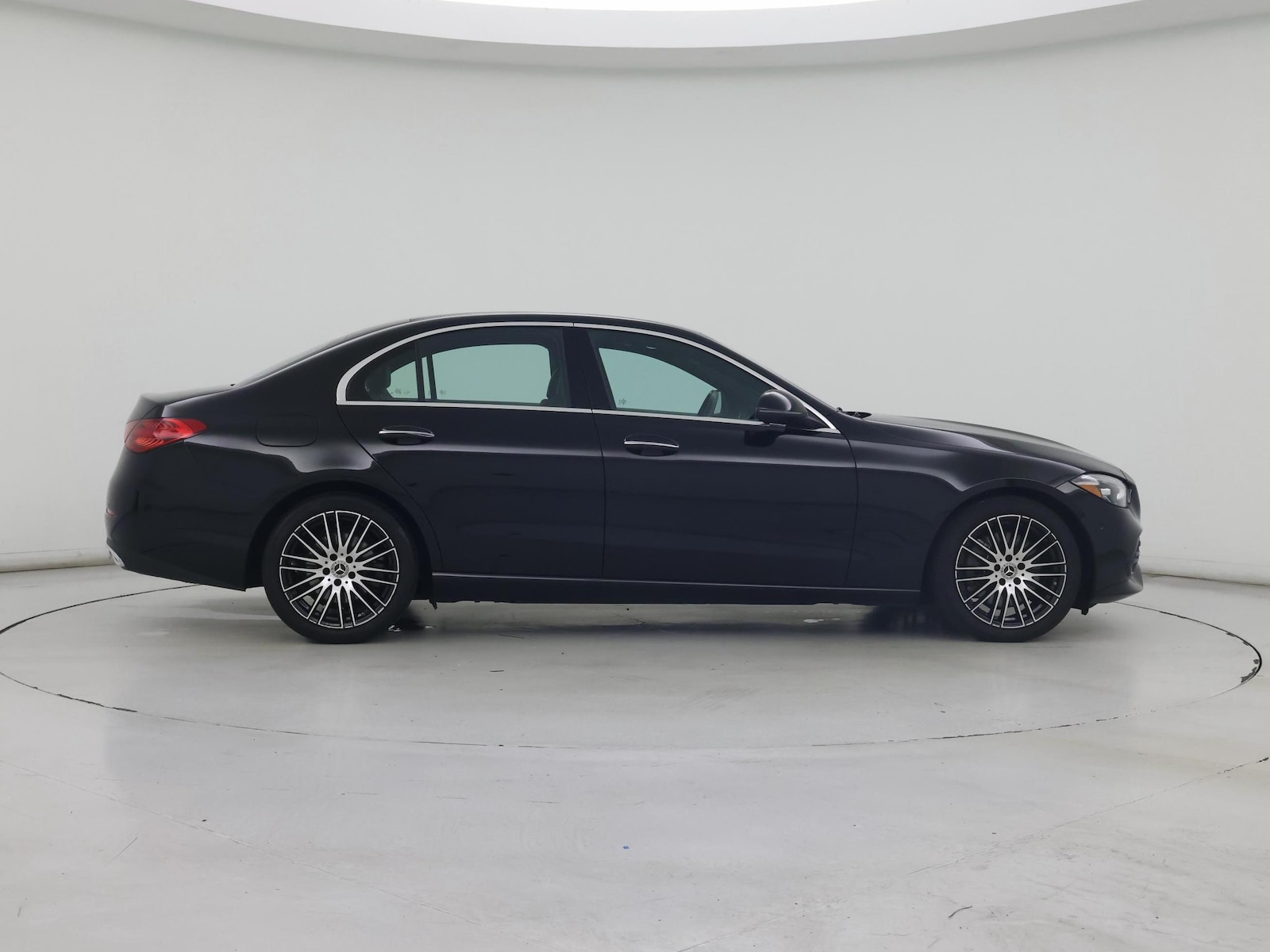 2025 Mercedes-Benz C-Class Sedan C 300 - Photo 8