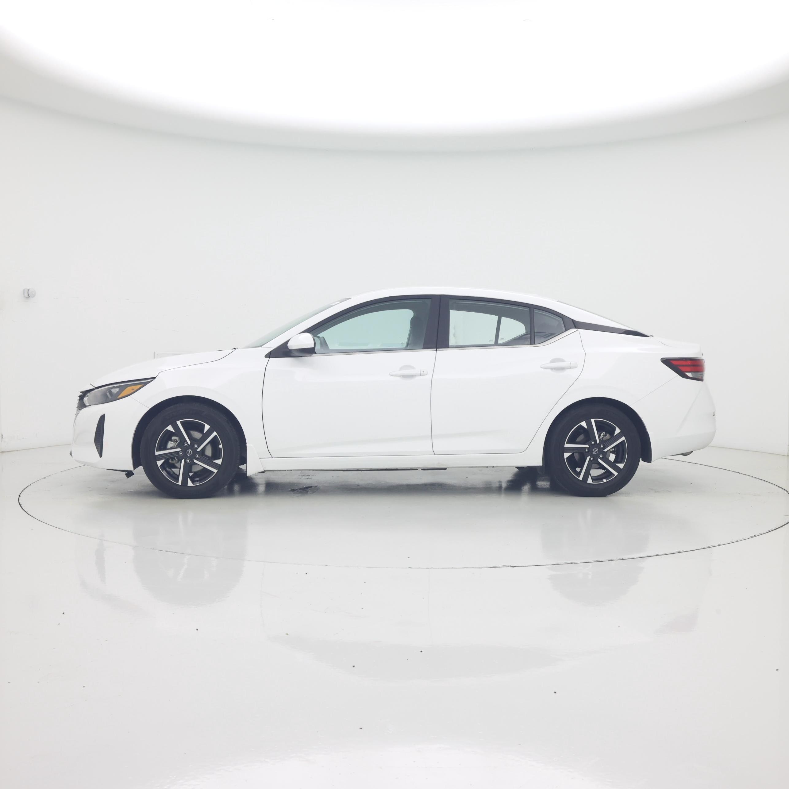Thumbnail: 2025 Nissan Sentra - 3
