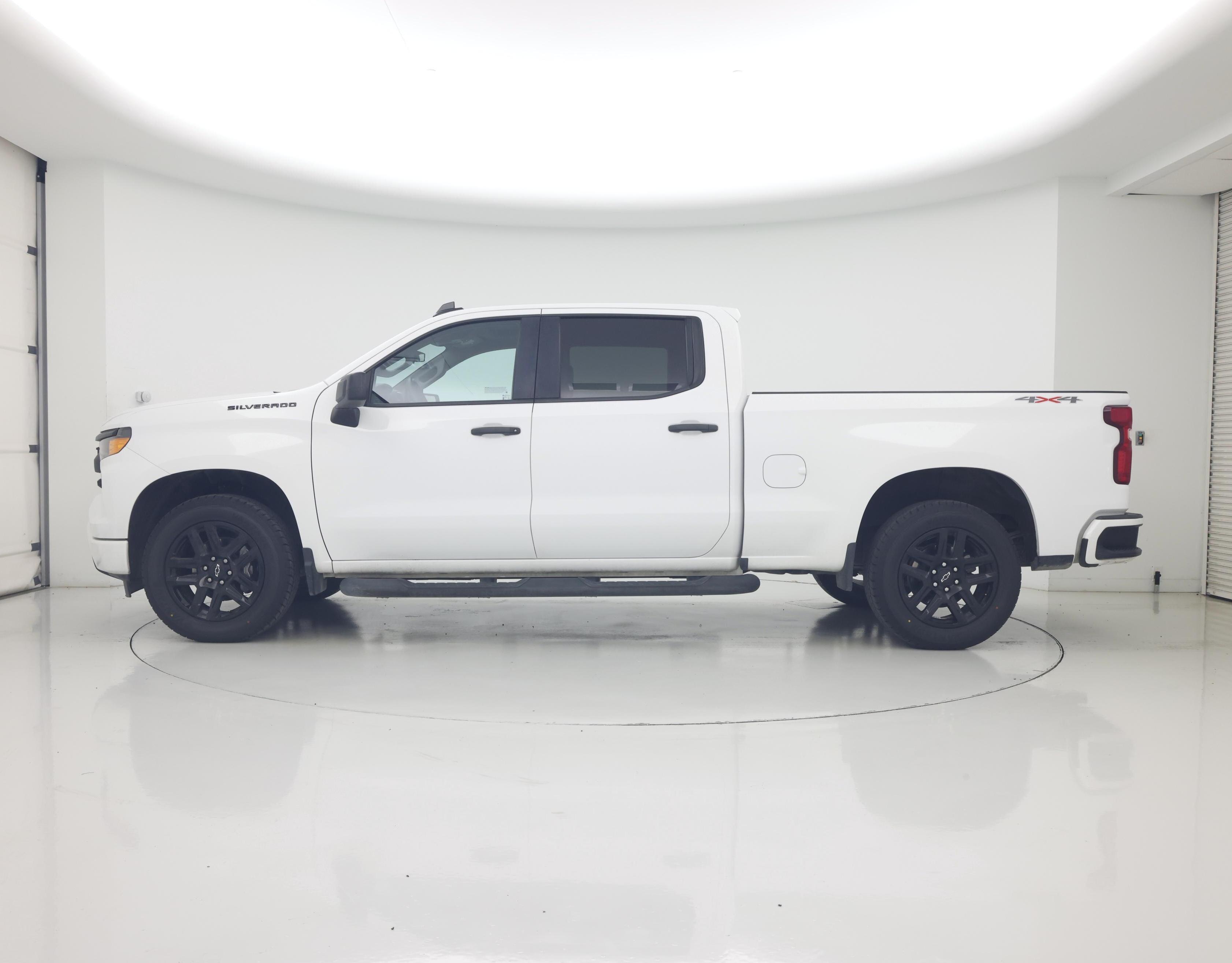 Thumbnail: 2023 Chevrolet Silverado 1500 - 3