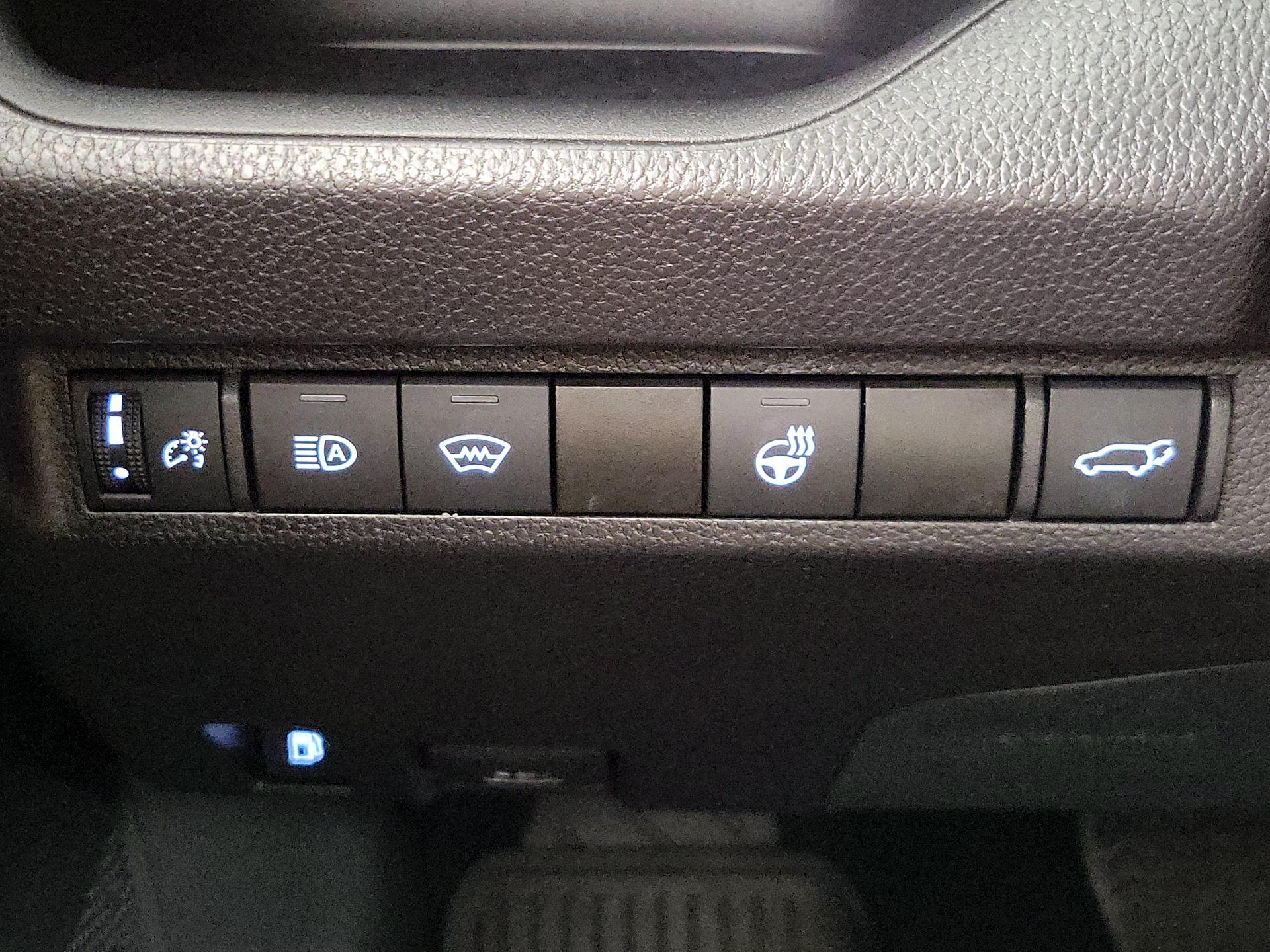 Thumbnail: 2024 Toyota RAV4 - 13