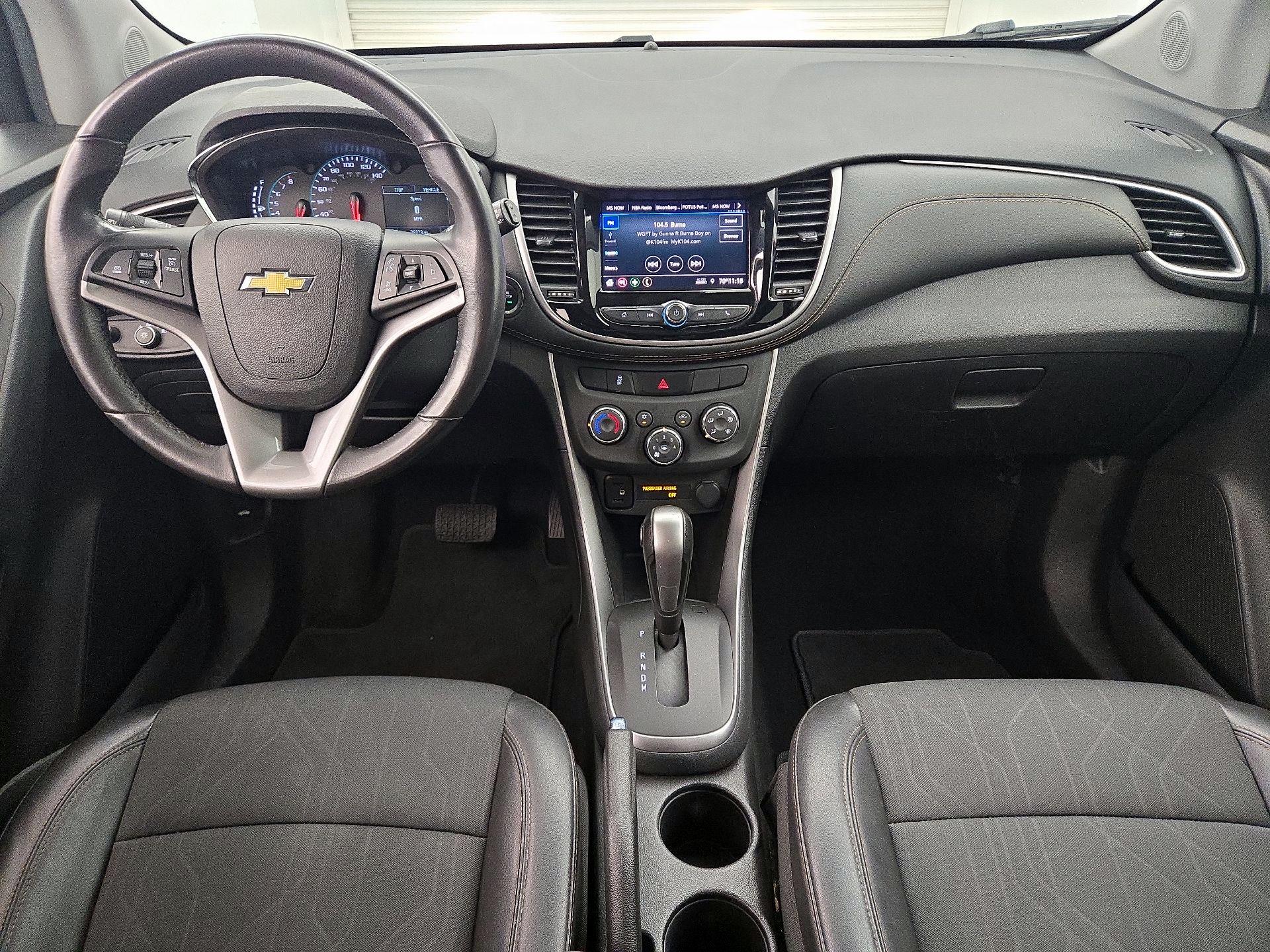Thumbnail: 2022 Chevrolet Trax - 9