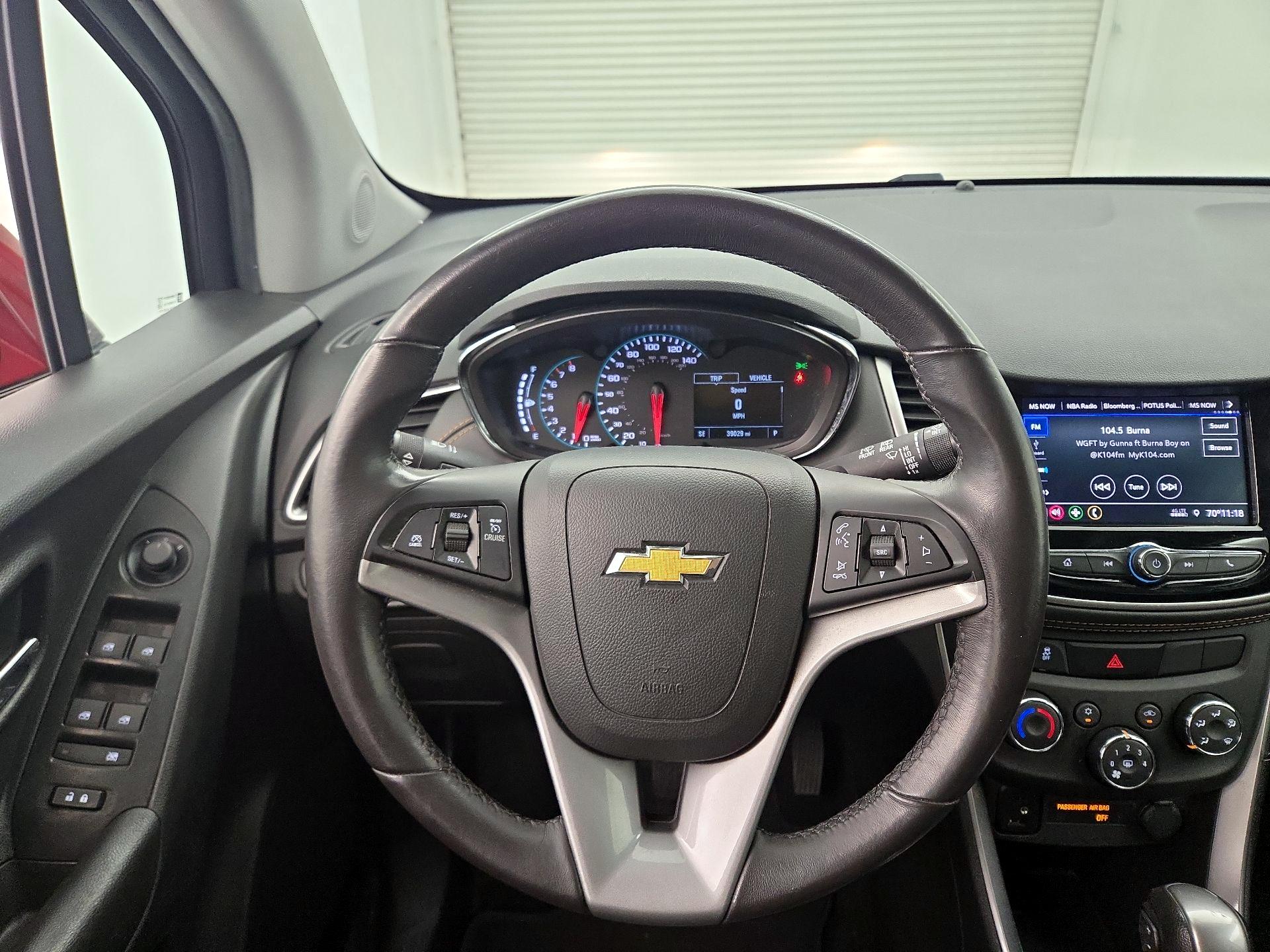 Thumbnail: 2022 Chevrolet Trax - 10