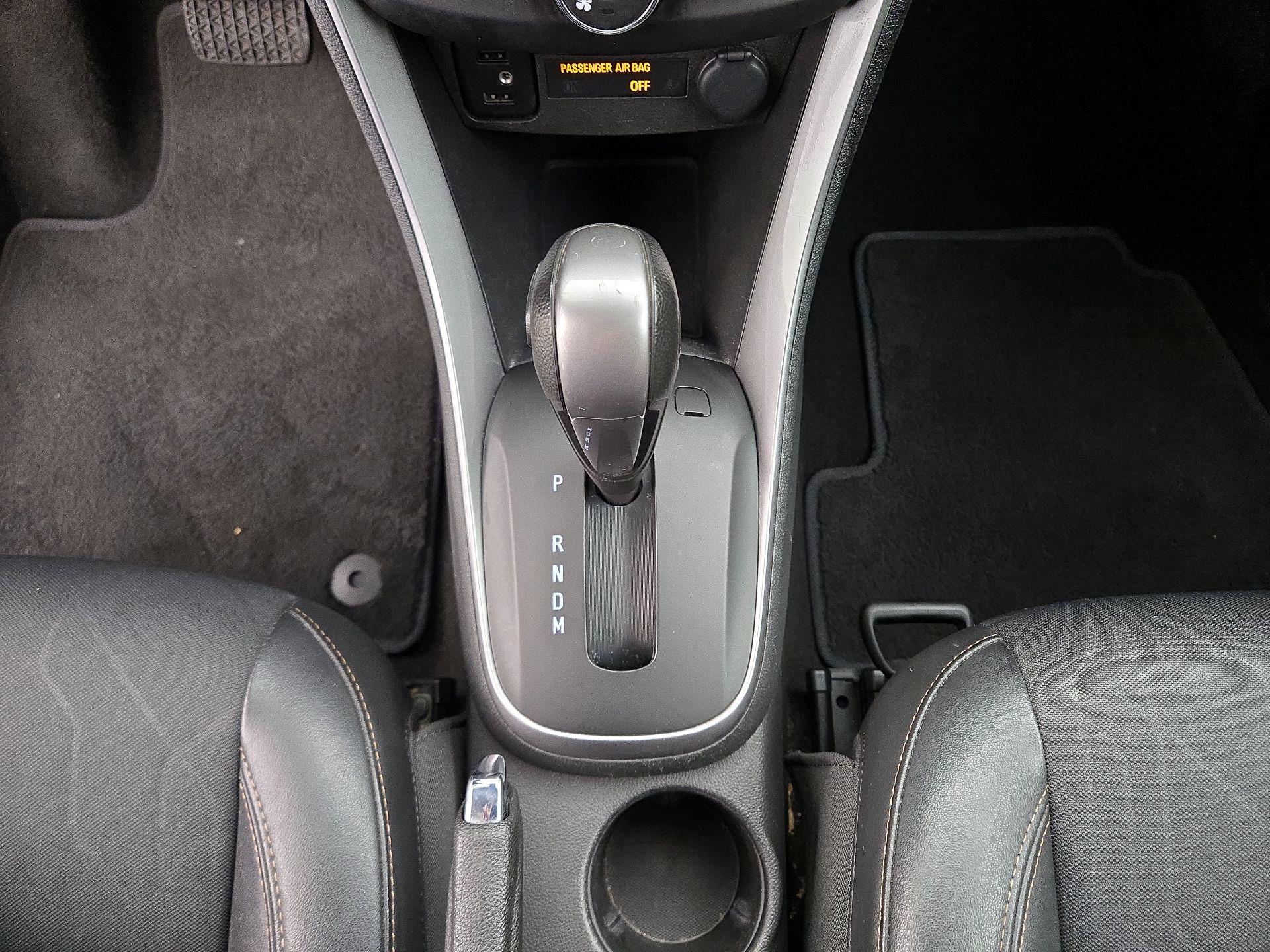 Thumbnail: 2022 Chevrolet Trax - 17