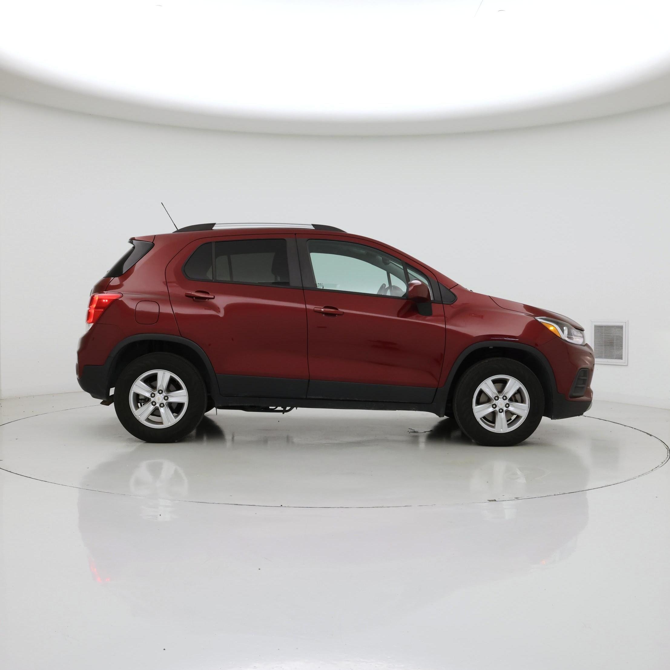 Thumbnail: 2022 Chevrolet Trax - 7