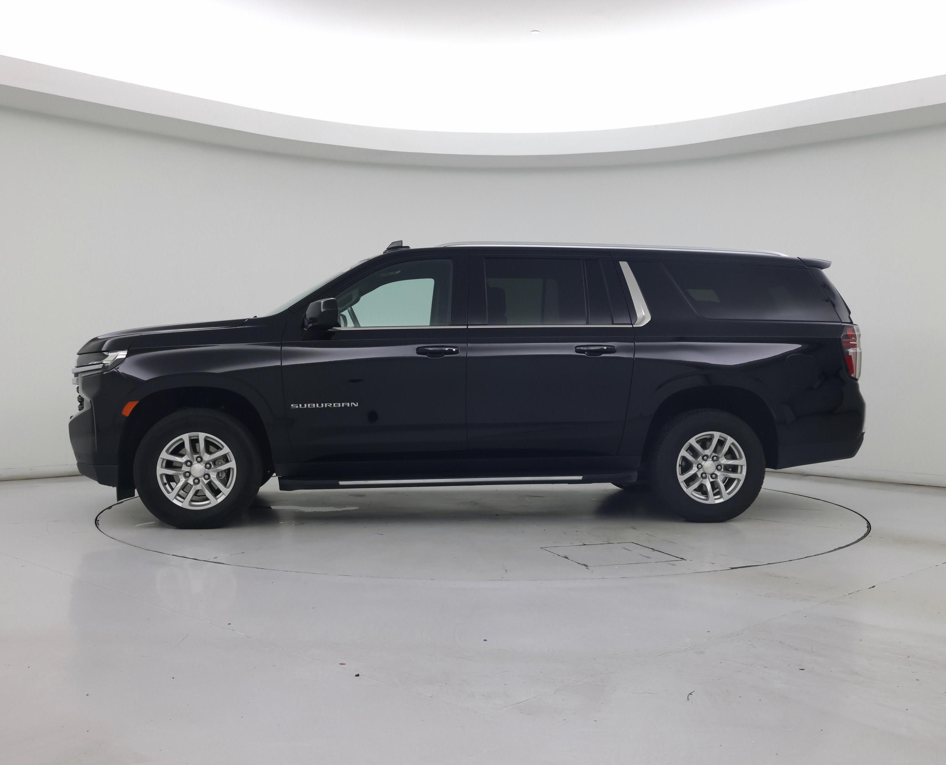 Thumbnail: 2023 Chevrolet Suburban - 3
