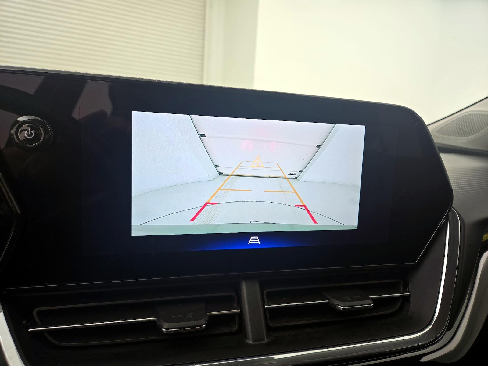 2025 Chevrolet Trax Activ - Photo 13