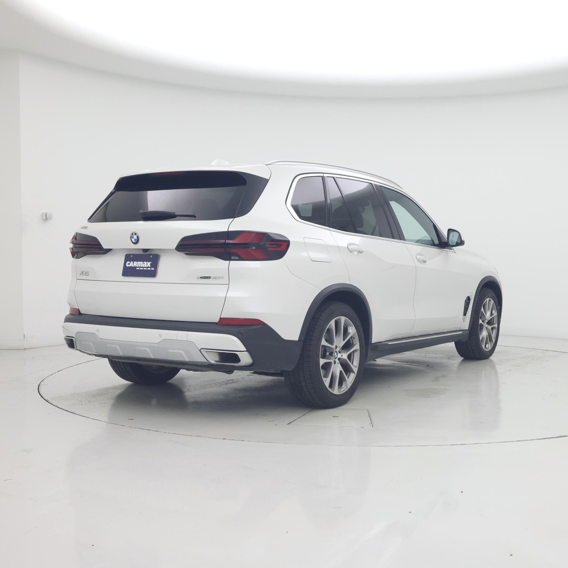 Thumbnail: 2024 BMW X5 - 8