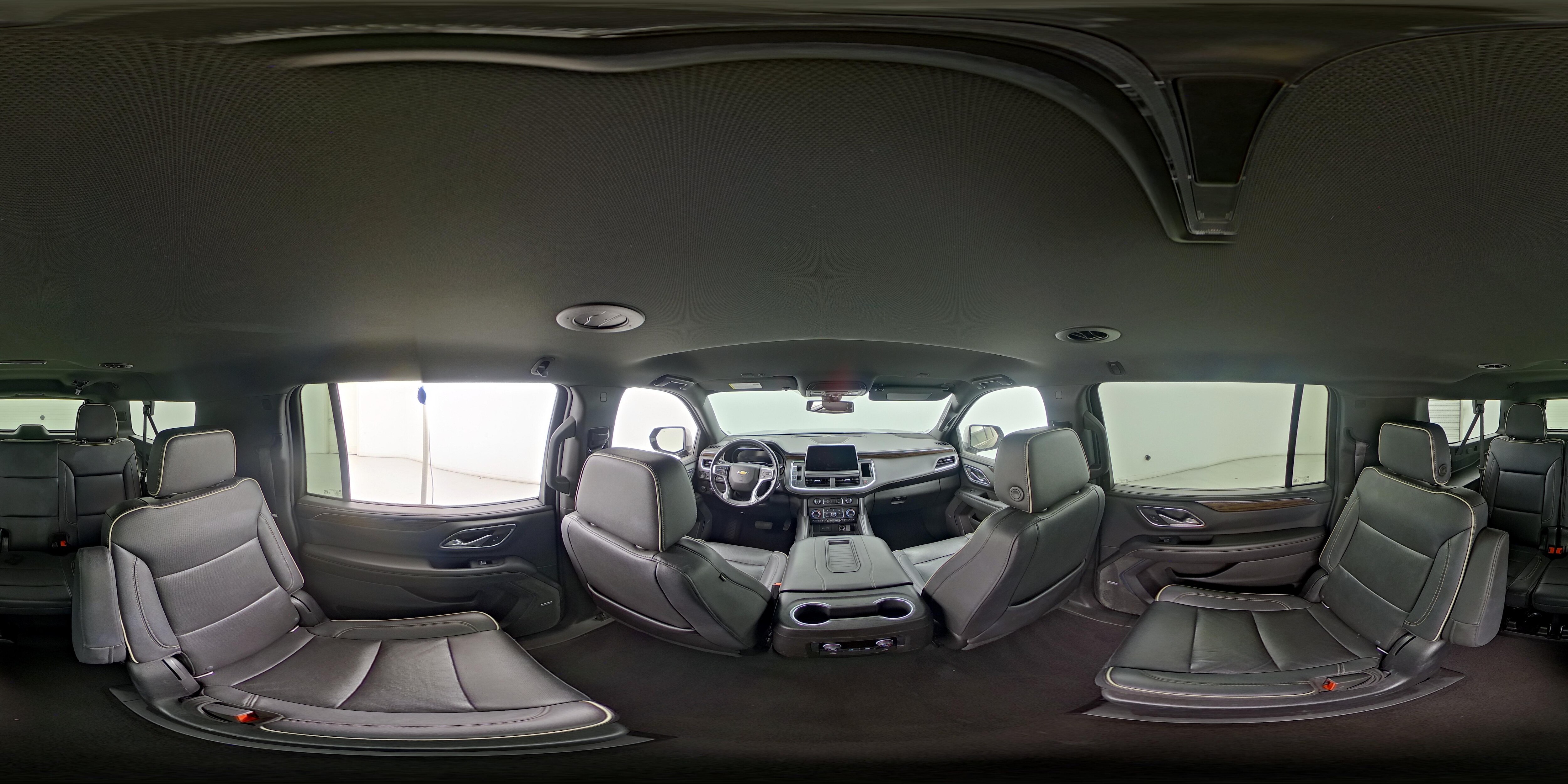 2022 Chevrolet Suburban Premier - Photo 25