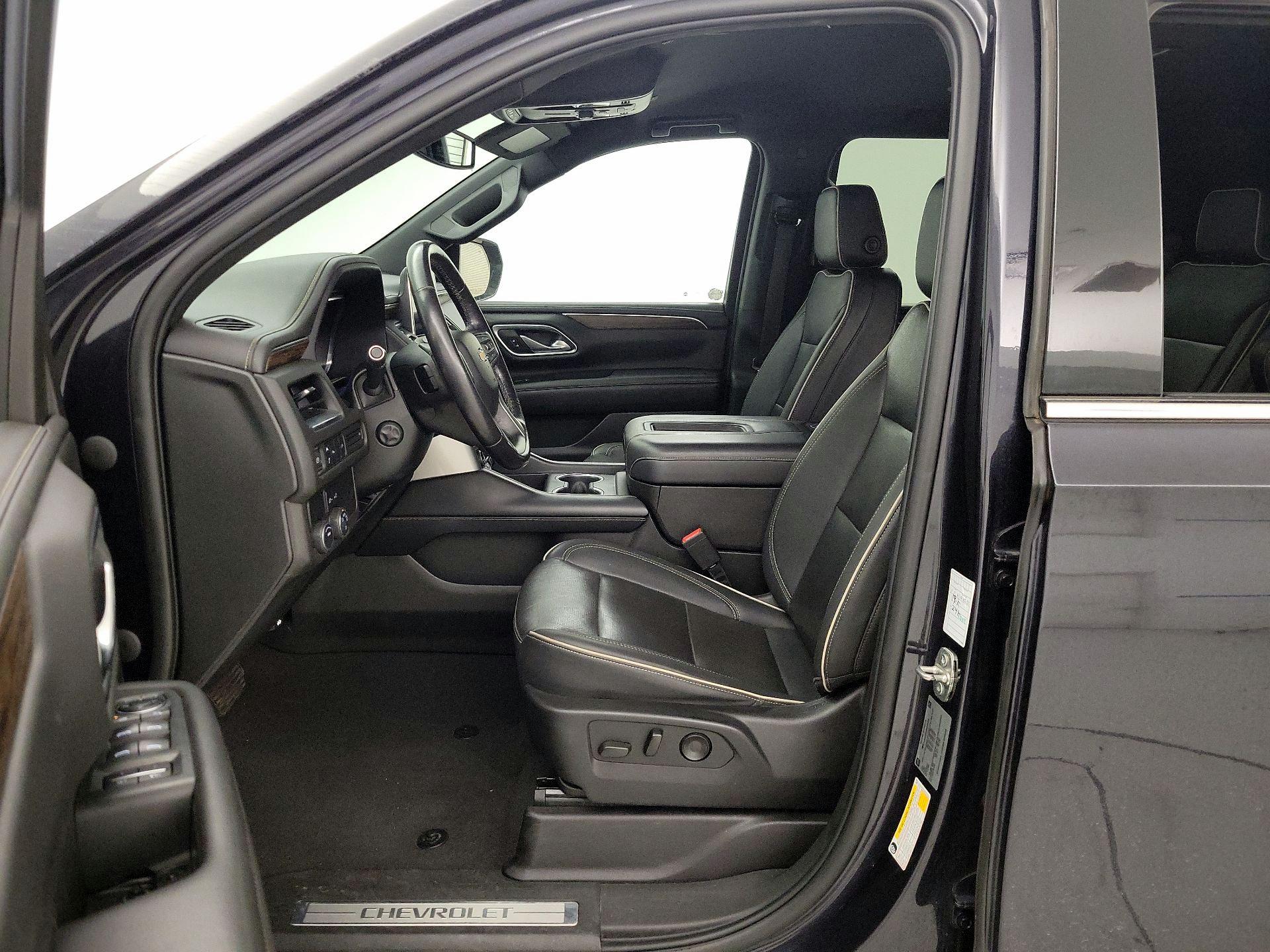 Thumbnail: 2022 Chevrolet Suburban - 11