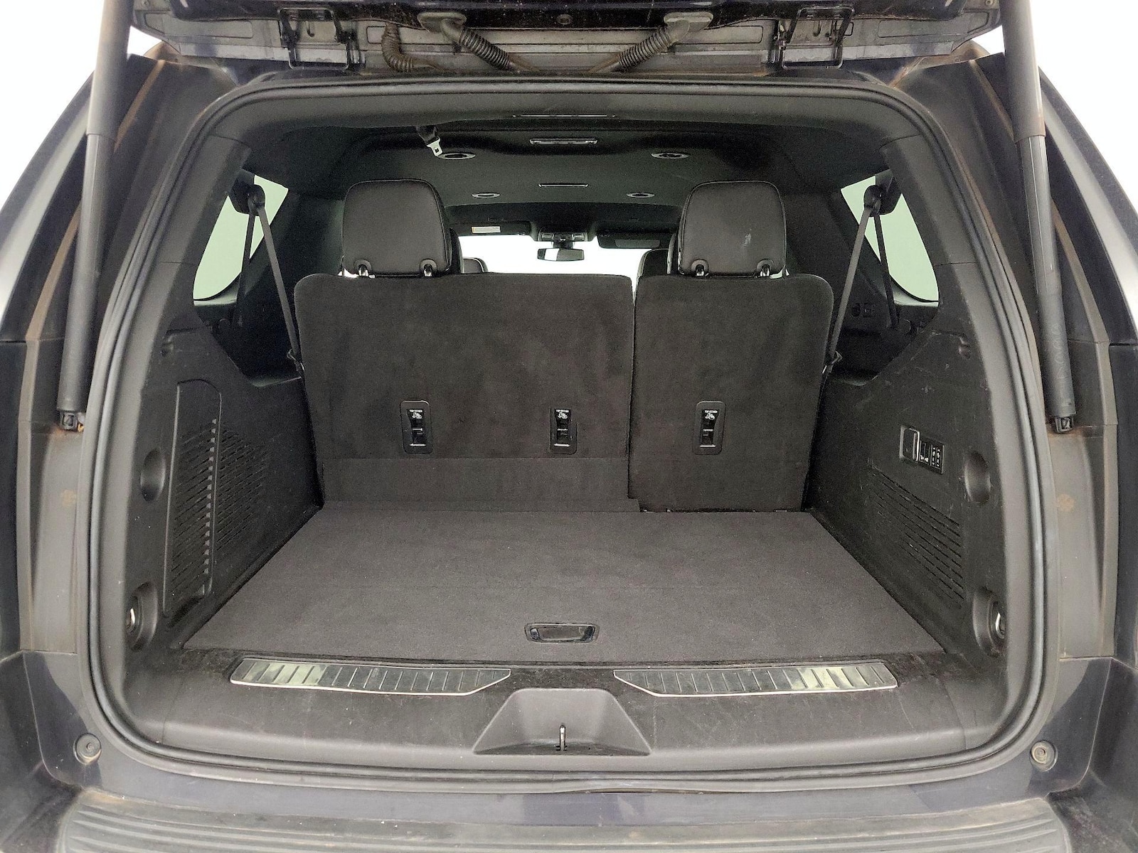 2022 Chevrolet Suburban Premier - Photo 21