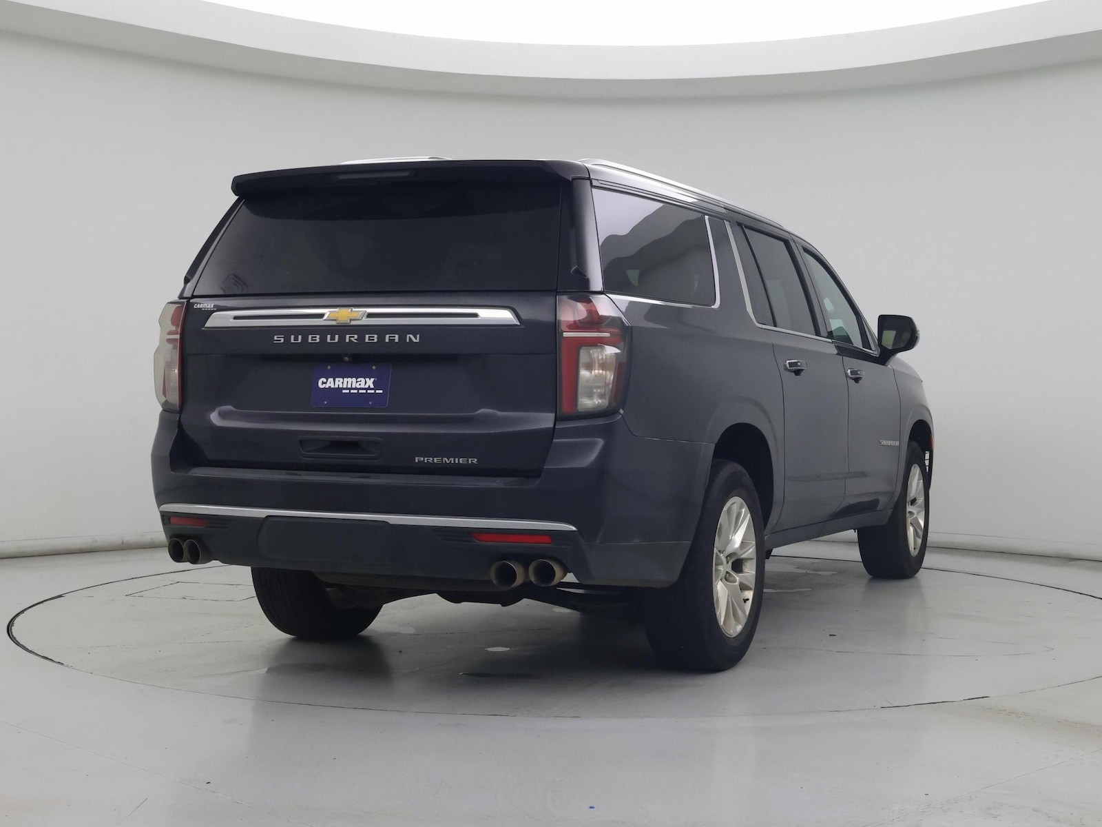 2022 Chevrolet Suburban Premier - Photo 9