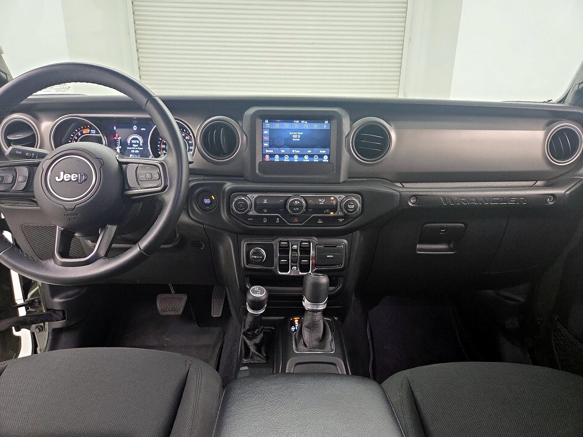 Thumbnail: 2021 Jeep Wrangler - 9